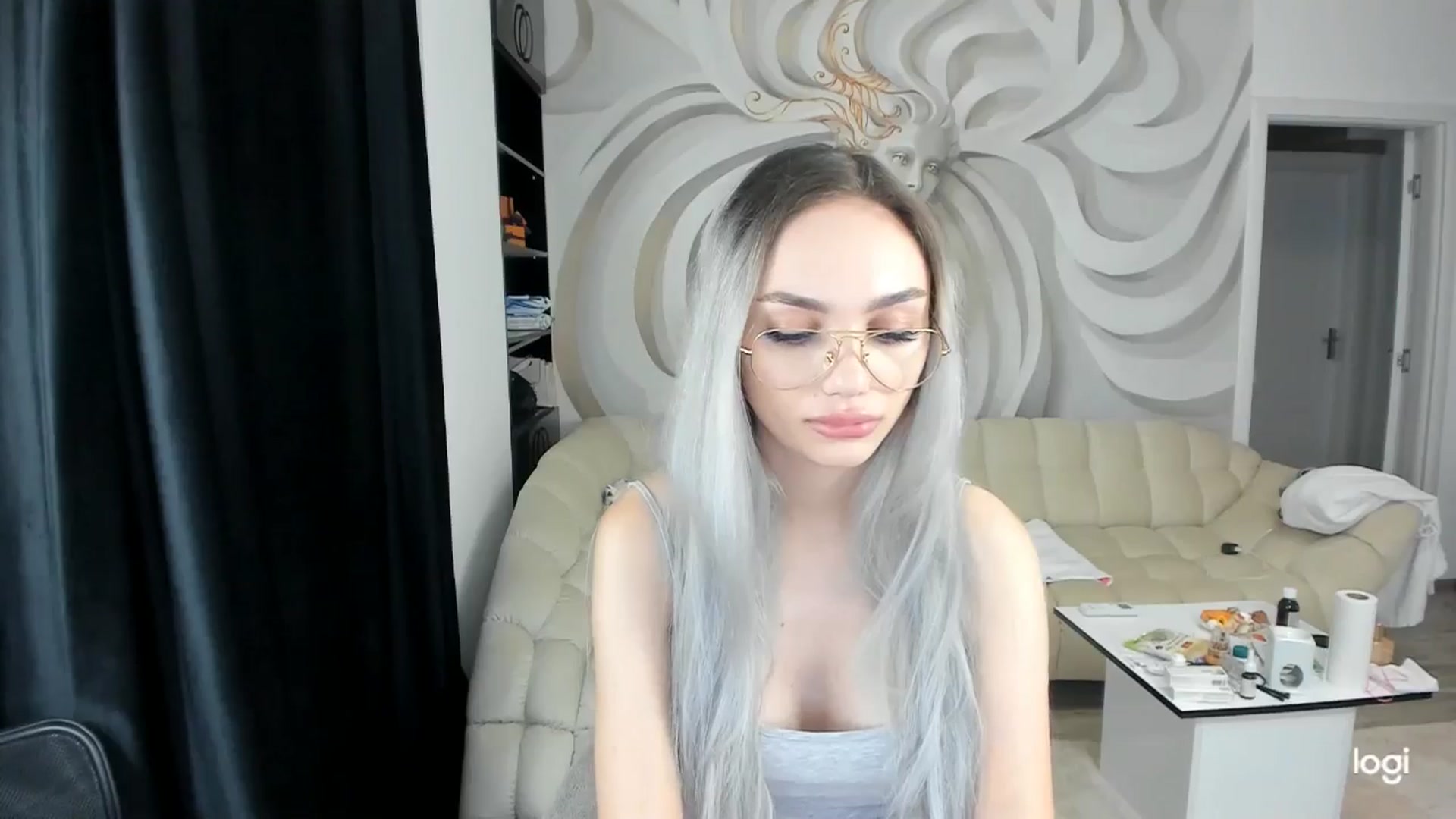 Gallery image thumbnail from HaleySweet18's myfreecams stream on, 07/20/2024, 23:41 image 6 of 20