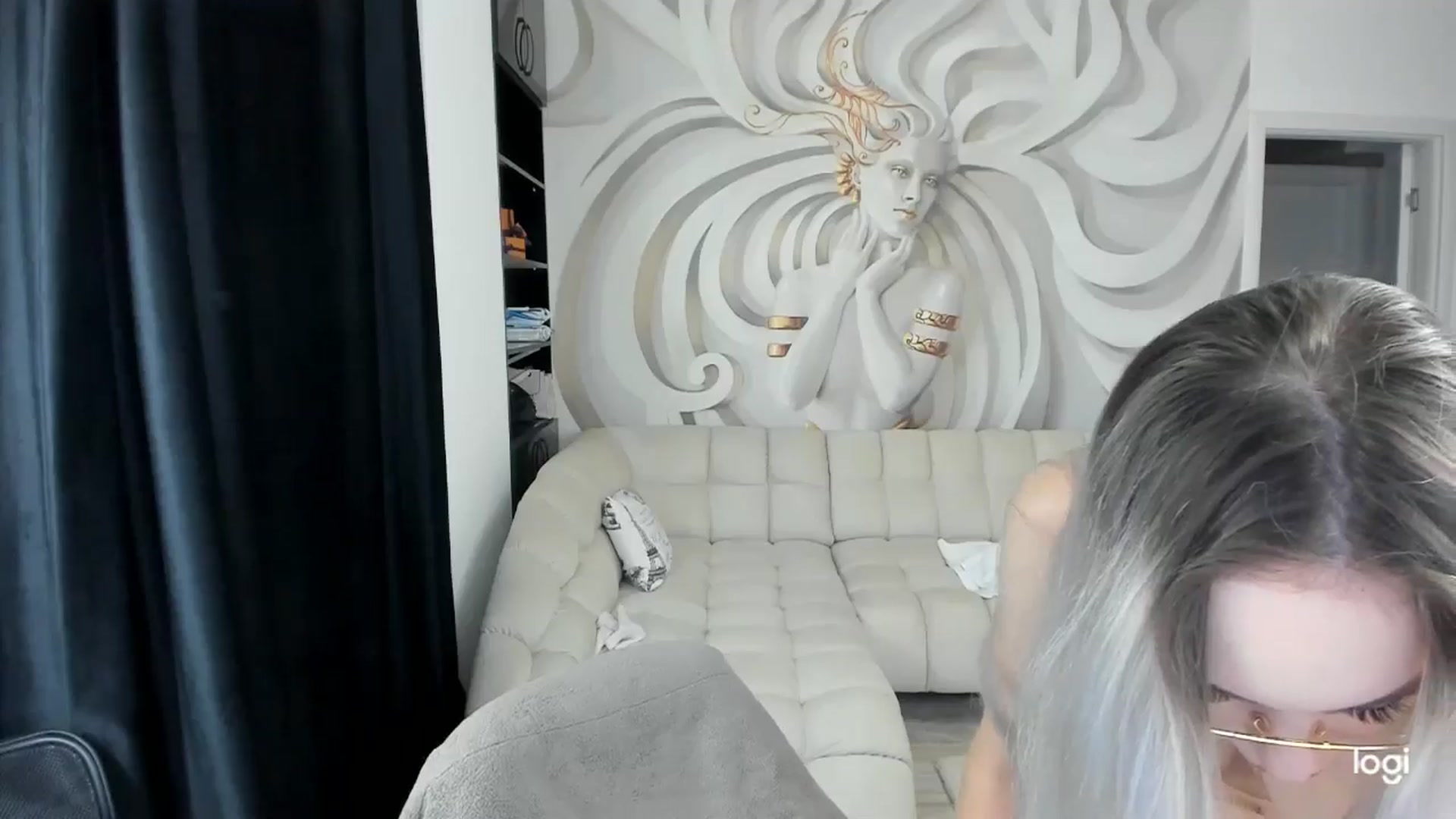 Gallery image thumbnail from HaleySweet18's myfreecams stream on, 07/20/2024, 23:41 image 19 of 20