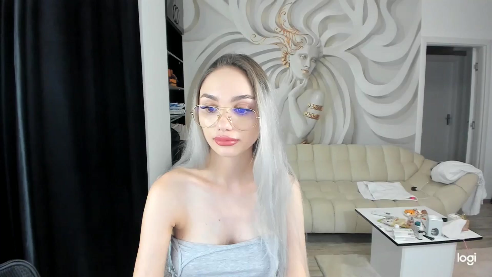 Gallery image thumbnail from HaleySweet18's myfreecams stream on, 07/21/2024, 03:35 image 18 of 20