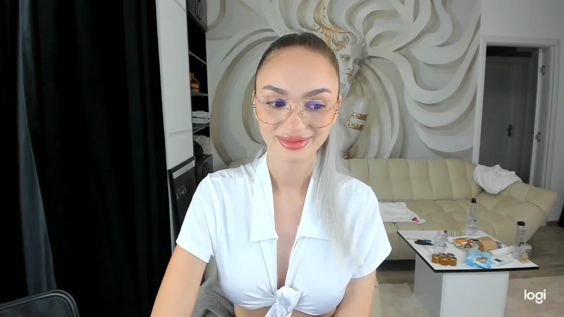 Gallery image thumbnail from HaleySweet18's myfreecams stream on, 08/06/2024, 20:04 image 11 of 20