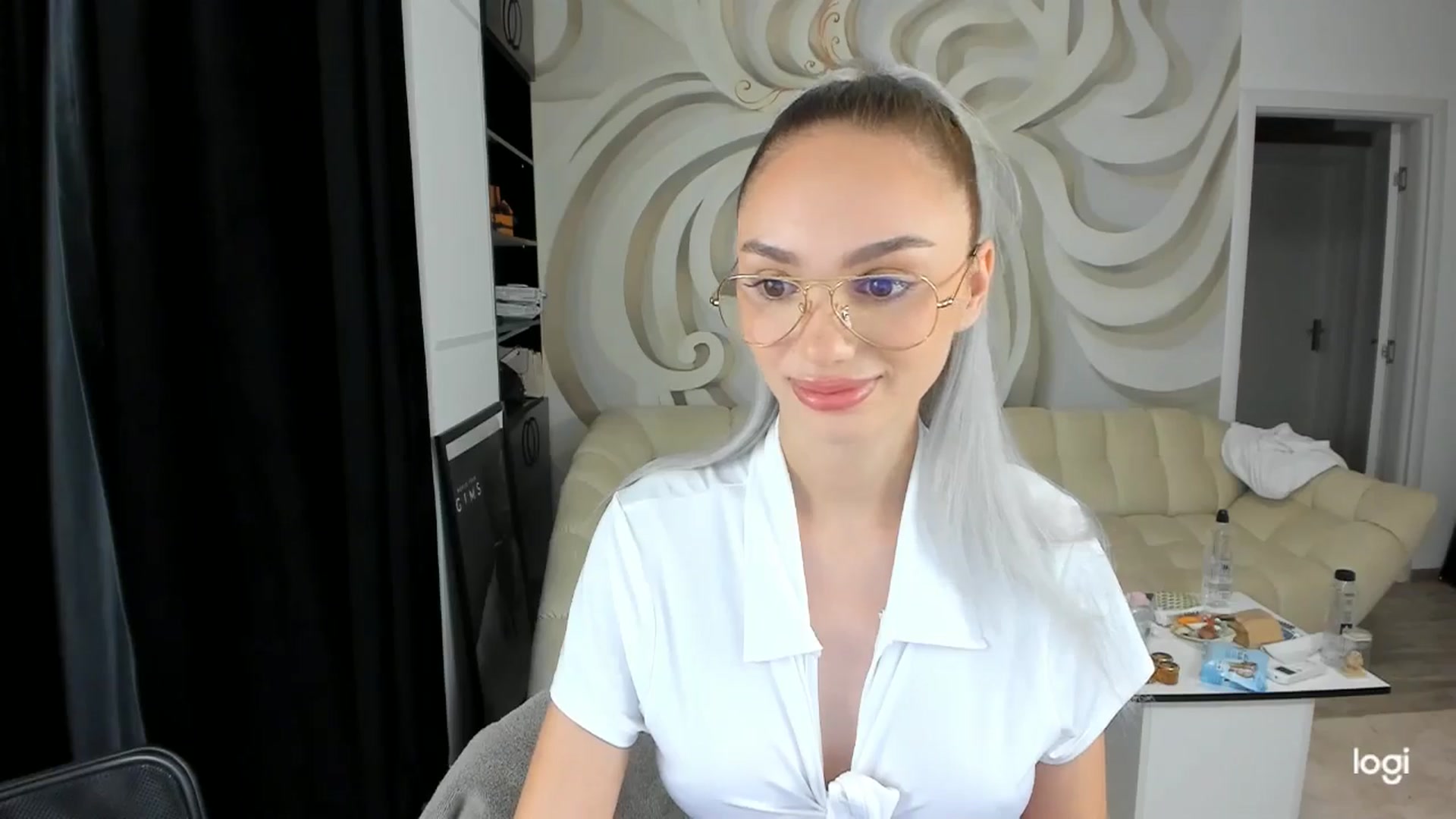 Gallery image thumbnail from HaleySweet18's myfreecams stream on, 08/06/2024, 20:04 image 4 of 20