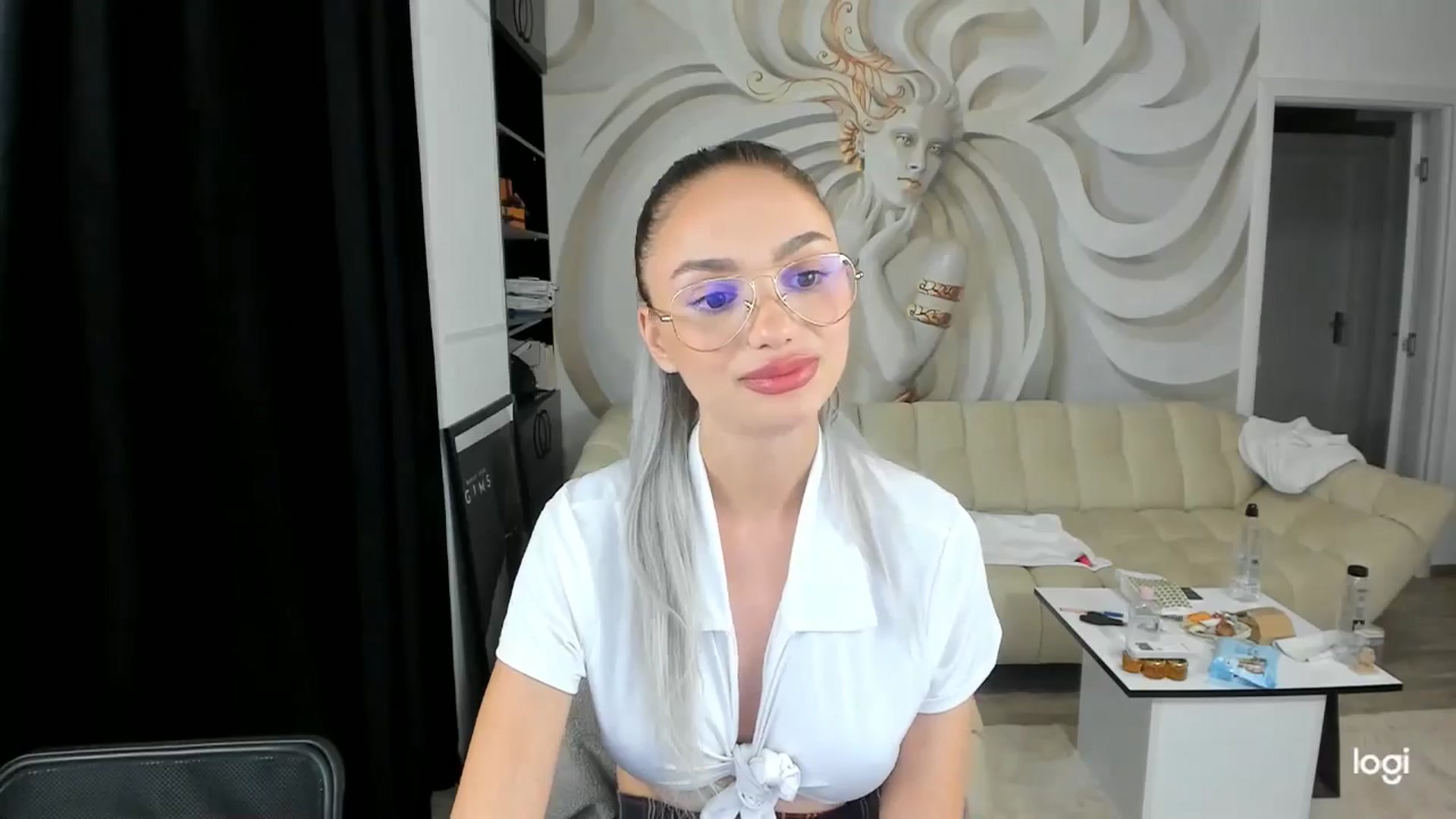 Gallery image thumbnail from HaleySweet18's myfreecams stream on, 08/07/2024, 24:01 image 12 of 20