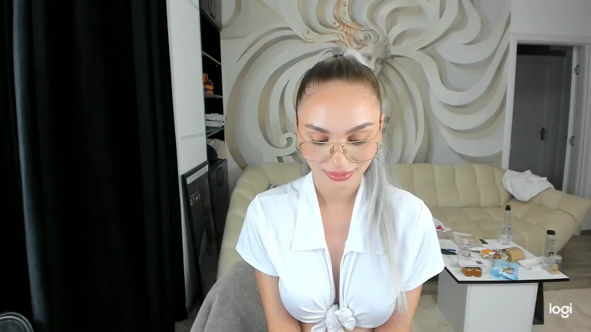 Gallery image thumbnail from HaleySweet18's myfreecams stream on, 08/07/2024, 24:45 image 17 of 20
