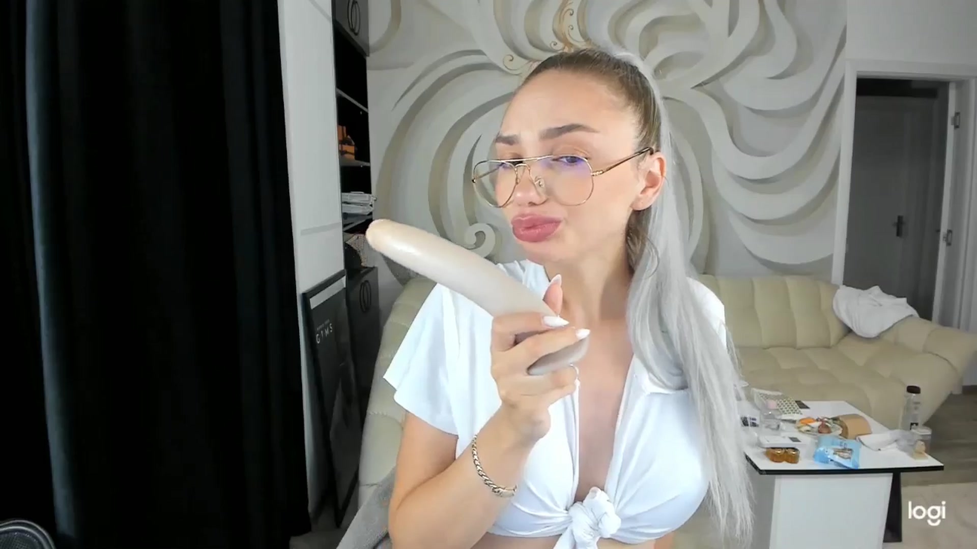 Gallery image thumbnail from HaleySweet18's myfreecams stream on, 08/07/2024, 02:16 image 18 of 20