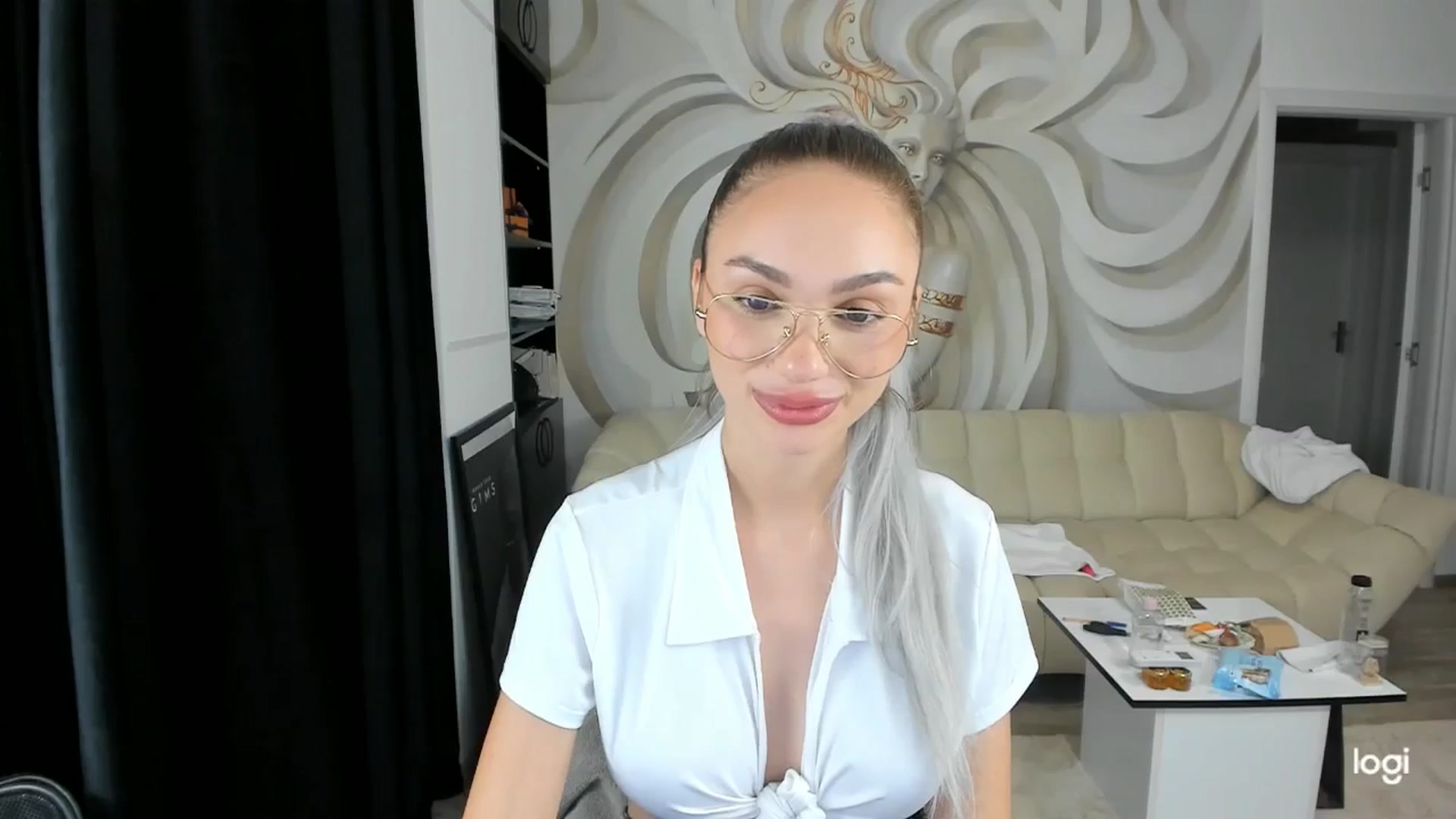 Gallery image thumbnail from HaleySweet18's myfreecams stream on, 08/07/2024, 02:16 image 19 of 20