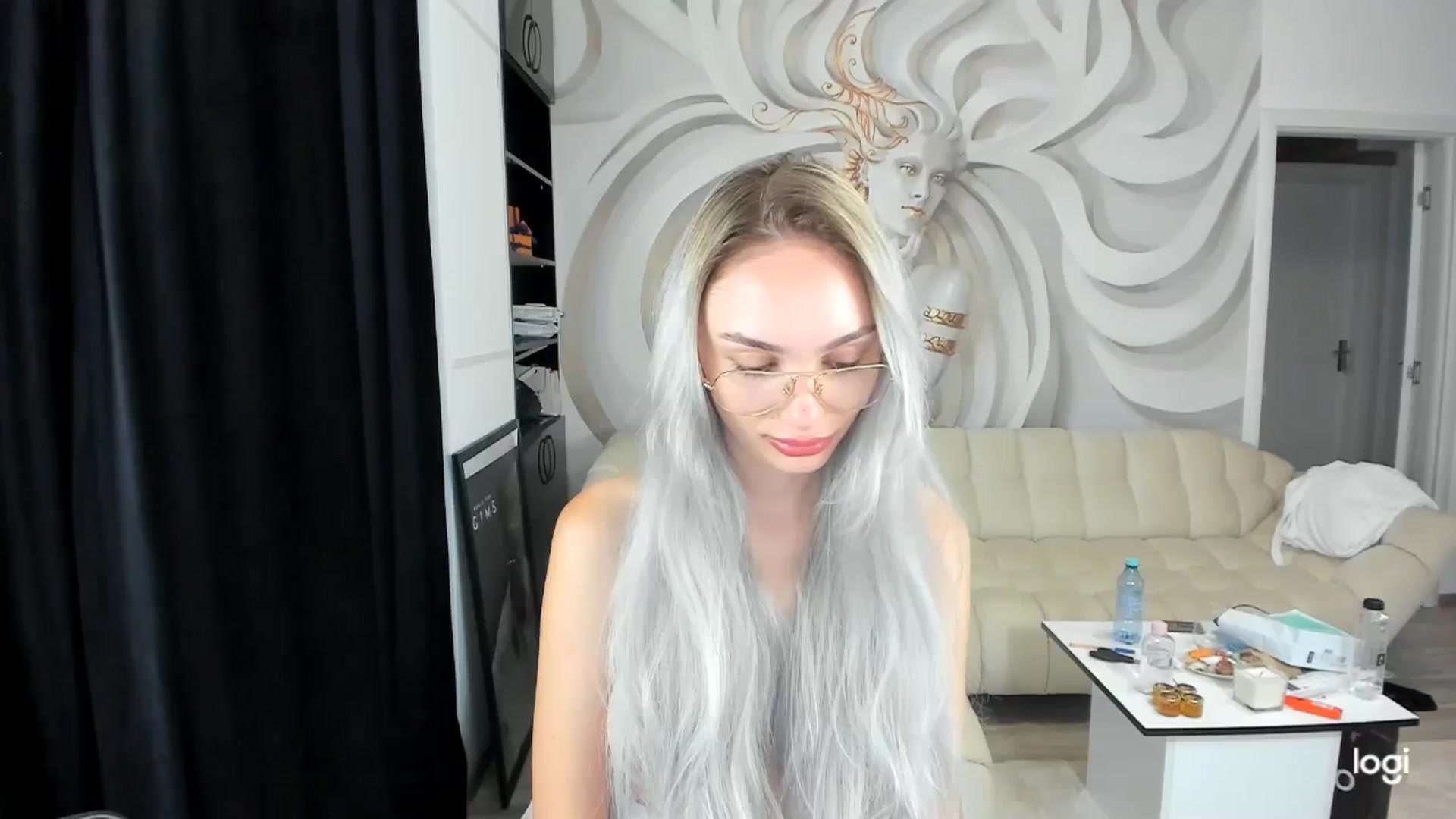 Gallery image thumbnail from HaleySweet18's myfreecams stream on, 08/09/2024, 21:53 image 13 of 20