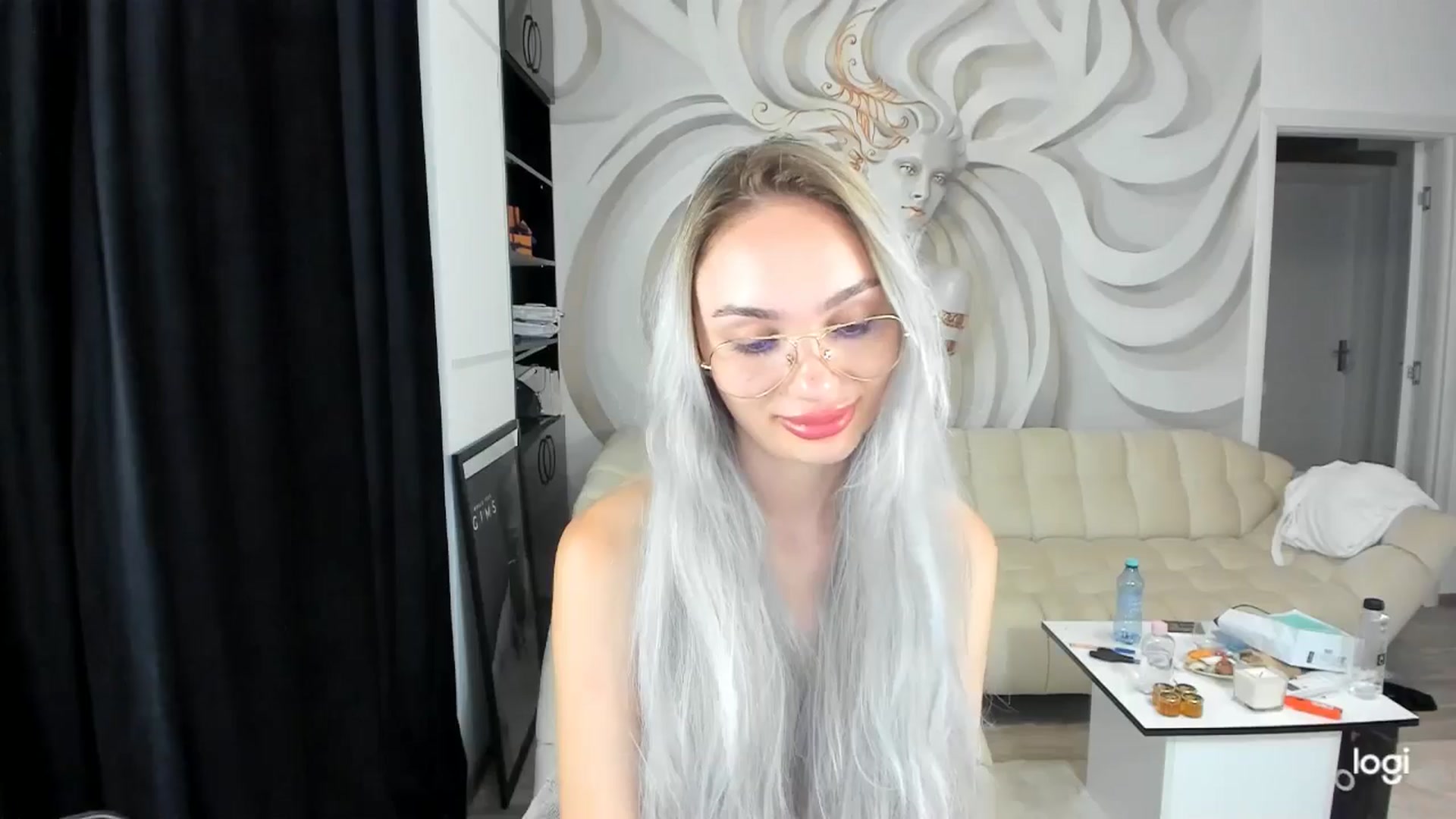 Gallery image thumbnail from HaleySweet18's myfreecams stream on, 08/09/2024, 21:53 image 12 of 20