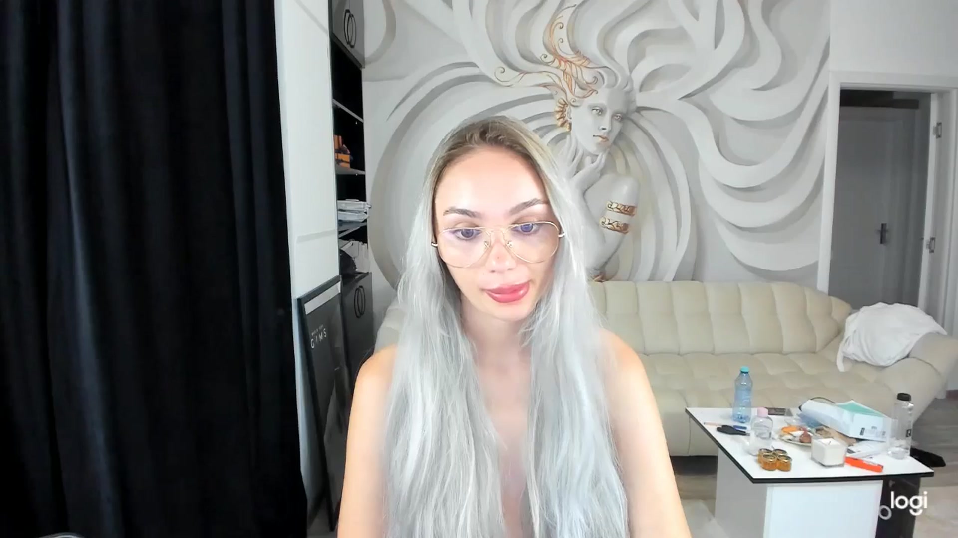 Gallery image thumbnail from HaleySweet18's myfreecams stream on, 08/09/2024, 21:53 image 4 of 20