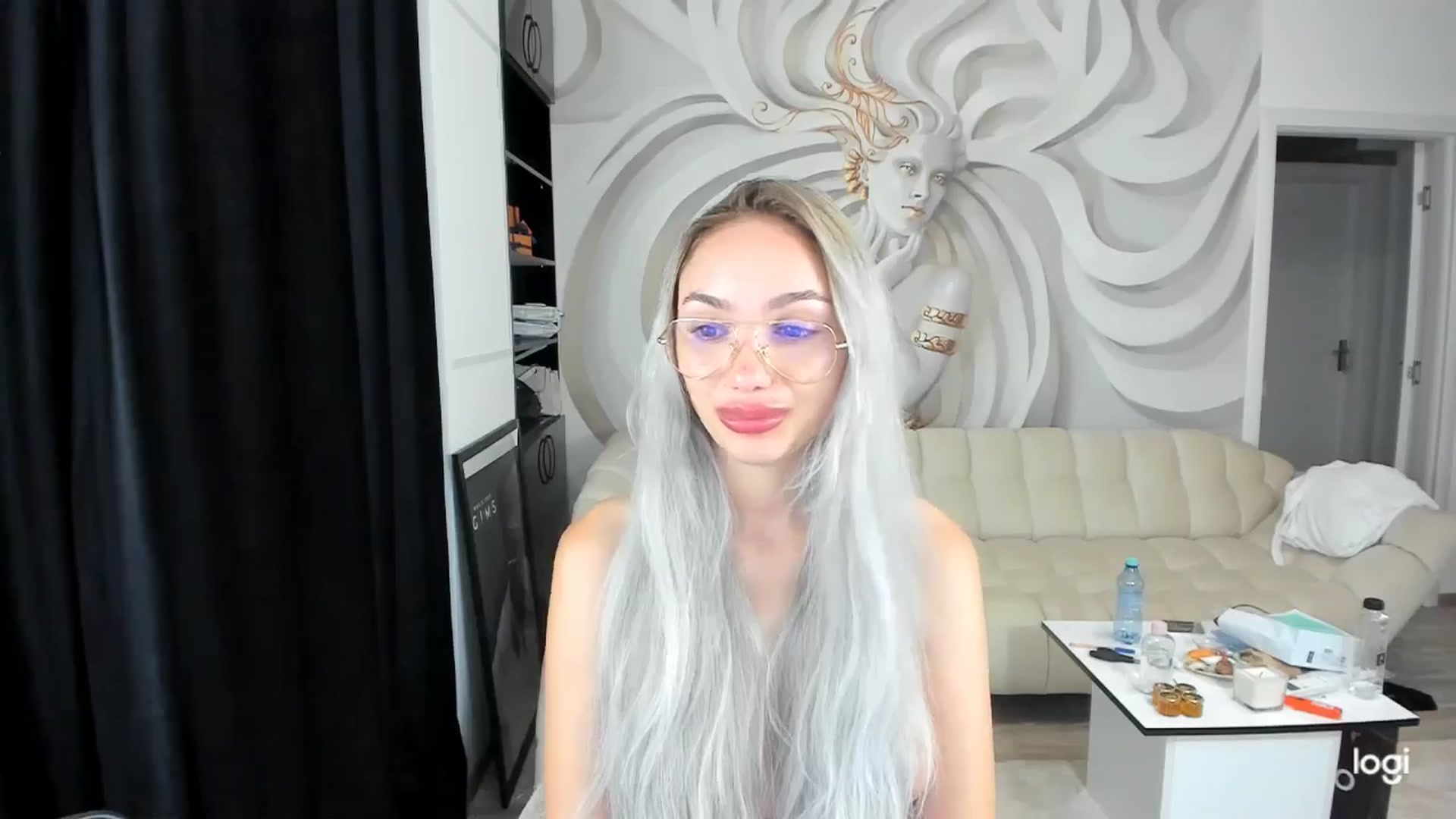 Gallery image thumbnail from HaleySweet18's myfreecams stream on, 08/09/2024, 21:53 image 3 of 20