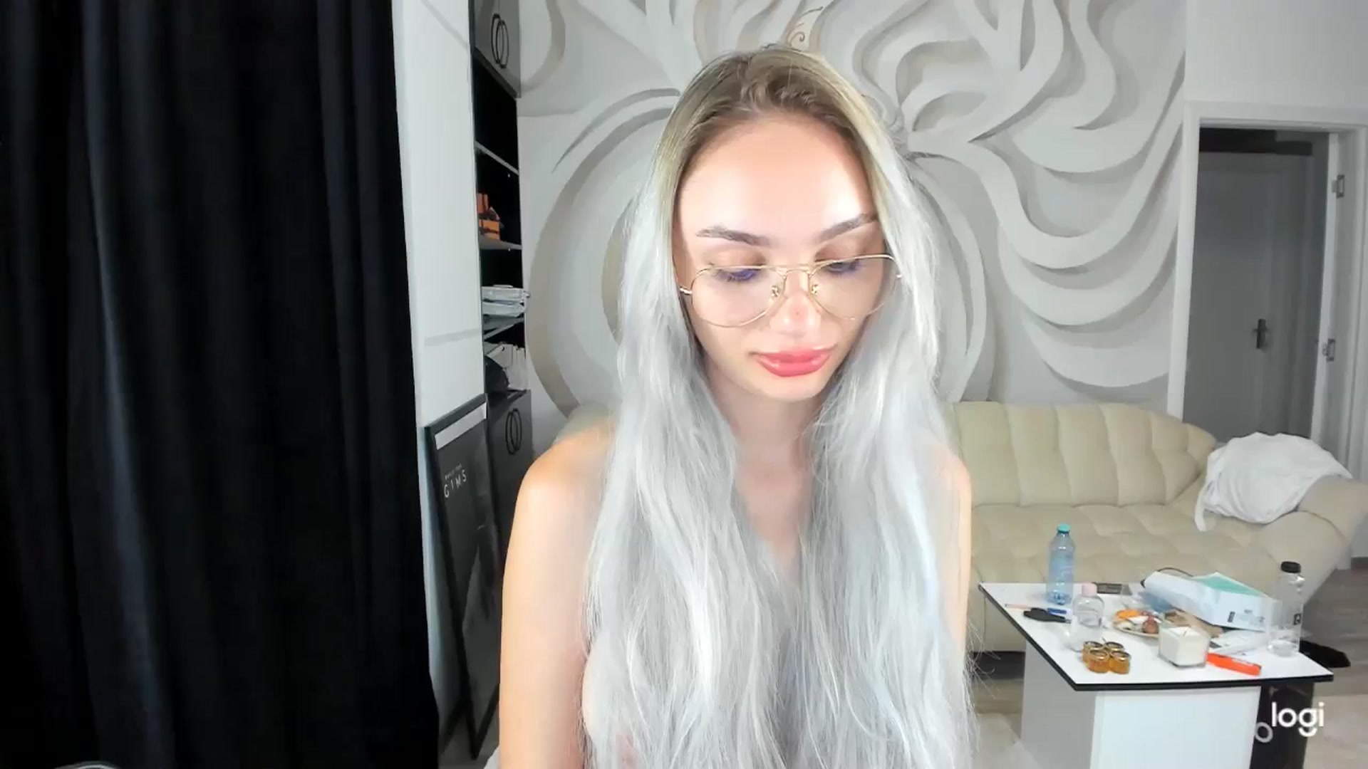 Gallery image thumbnail from HaleySweet18's myfreecams stream on, 08/09/2024, 21:53 image 14 of 20