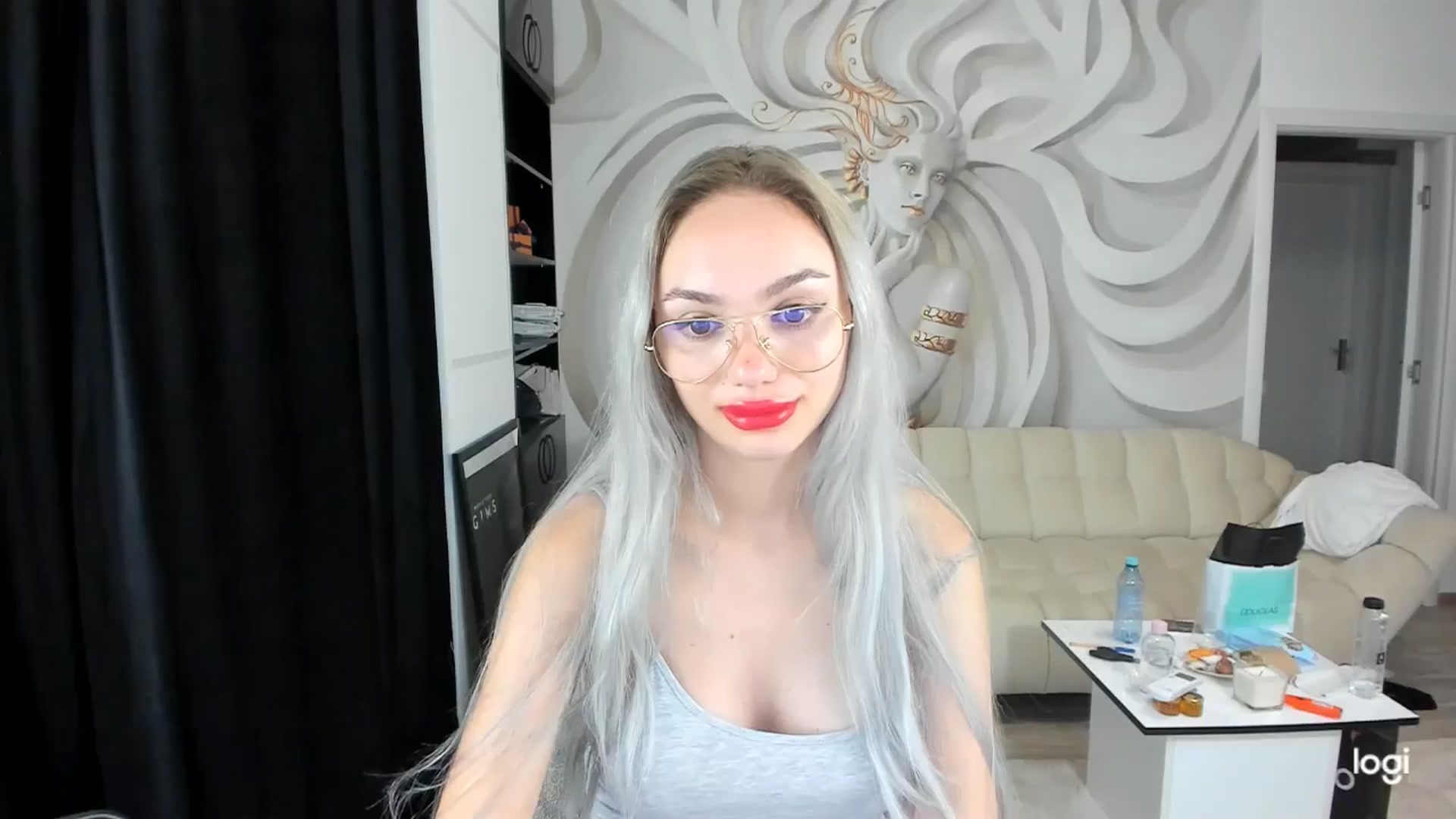 Gallery image thumbnail from HaleySweet18's myfreecams stream on, 08/10/2024, 04:07 image 8 of 20