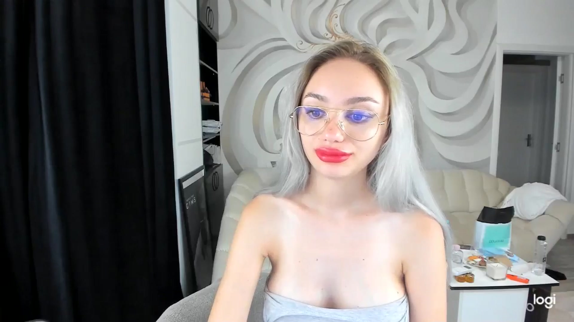 Gallery image thumbnail from HaleySweet18's myfreecams stream on, 08/10/2024, 04:55 image 12 of 20