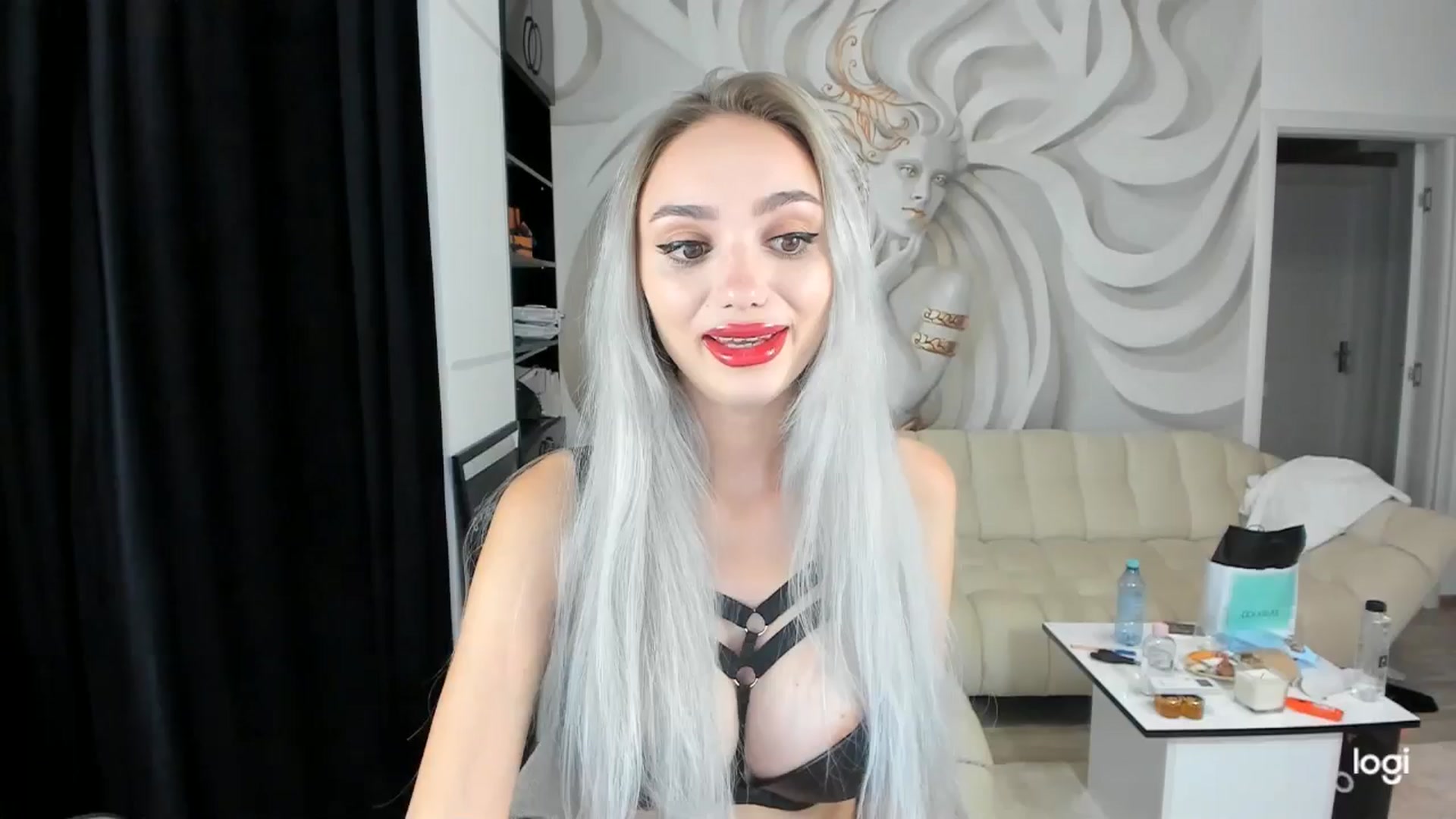 Gallery image thumbnail from HaleySweet18's myfreecams stream on, 08/10/2024, 23:10 image 13 of 20