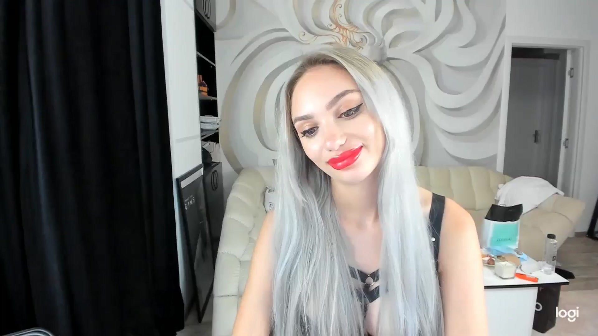 Gallery image thumbnail from HaleySweet18's myfreecams stream on, 08/11/2024, 04:29 image 17 of 20