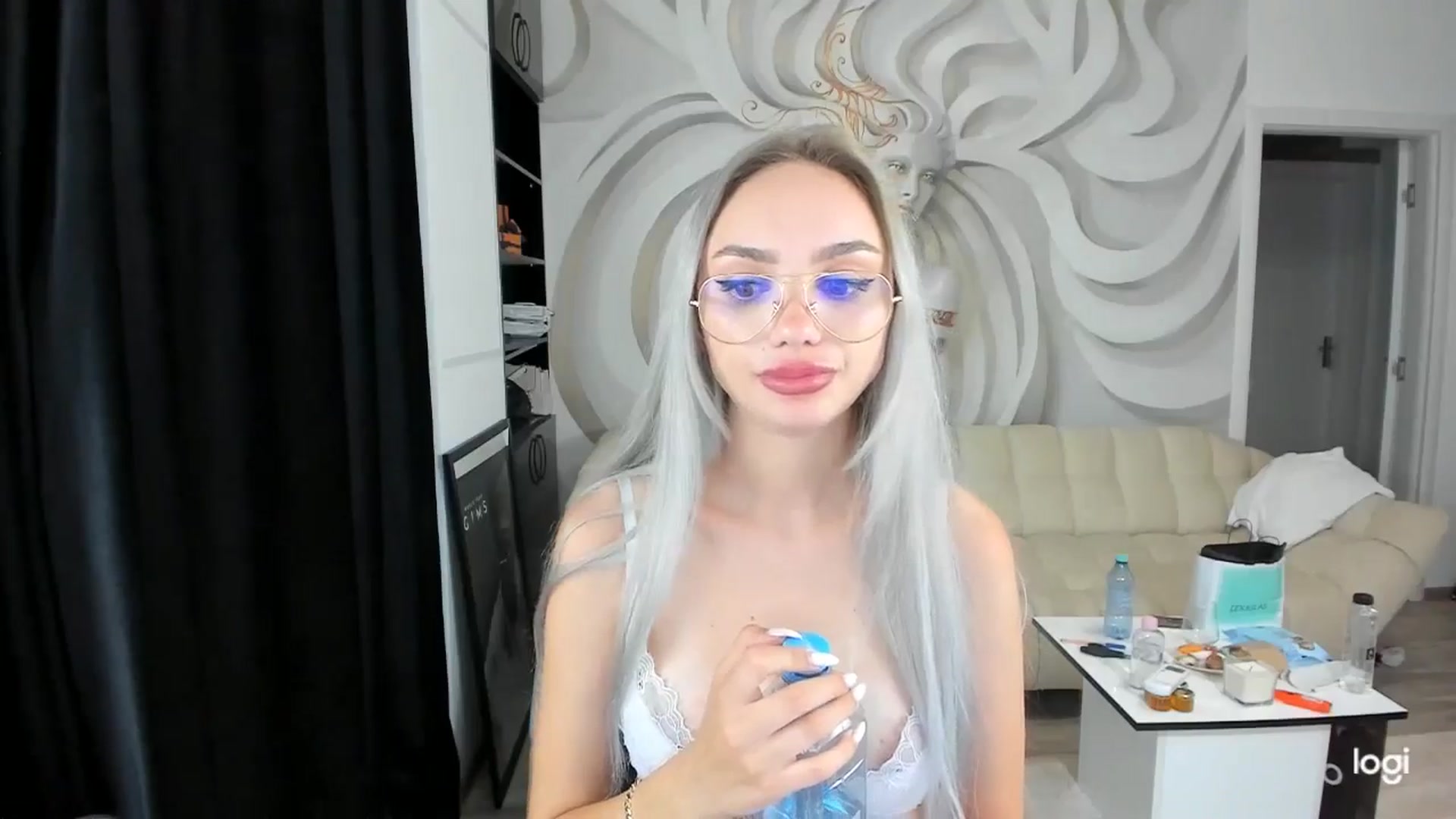 Gallery image thumbnail from HaleySweet18's myfreecams stream on, 08/12/2024, 01:30 image 11 of 20