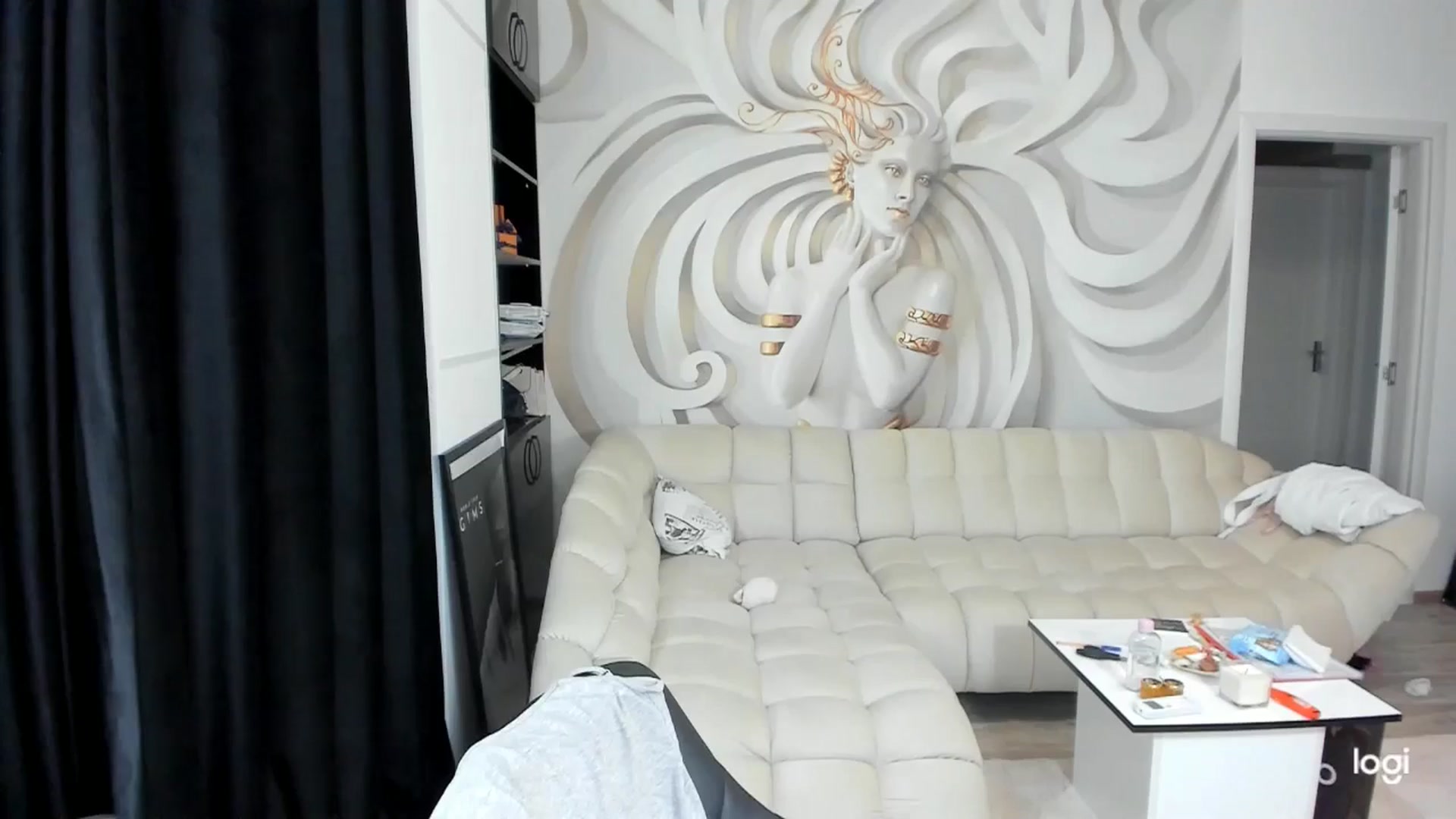 Gallery image thumbnail from HaleySweet18's myfreecams stream on, 08/14/2024, 23:41 image 12 of 20