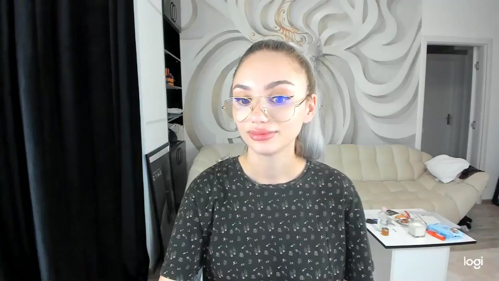 Gallery image thumbnail from HaleySweet18's myfreecams stream on, 08/22/2024, 06:49 image 13 of 20