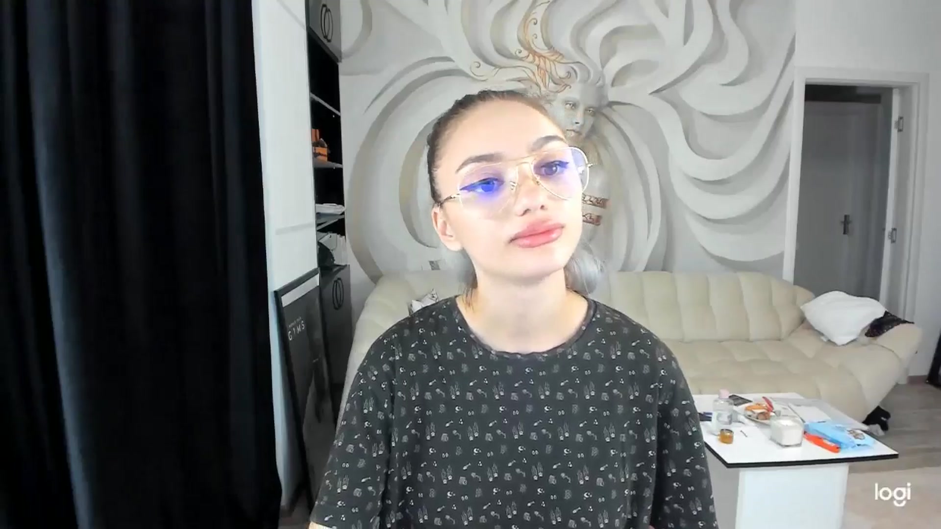 Gallery image thumbnail from HaleySweet18's myfreecams stream on, 08/22/2024, 06:49 image 14 of 20