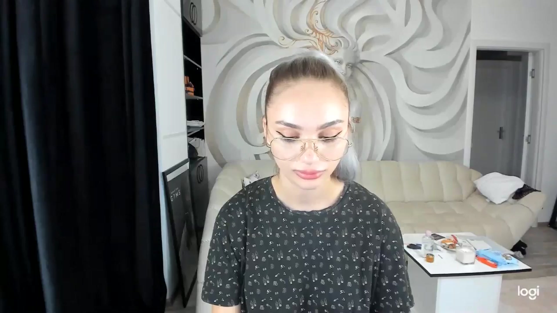 Gallery image thumbnail from HaleySweet18's myfreecams stream on, 08/22/2024, 06:49 image 12 of 20