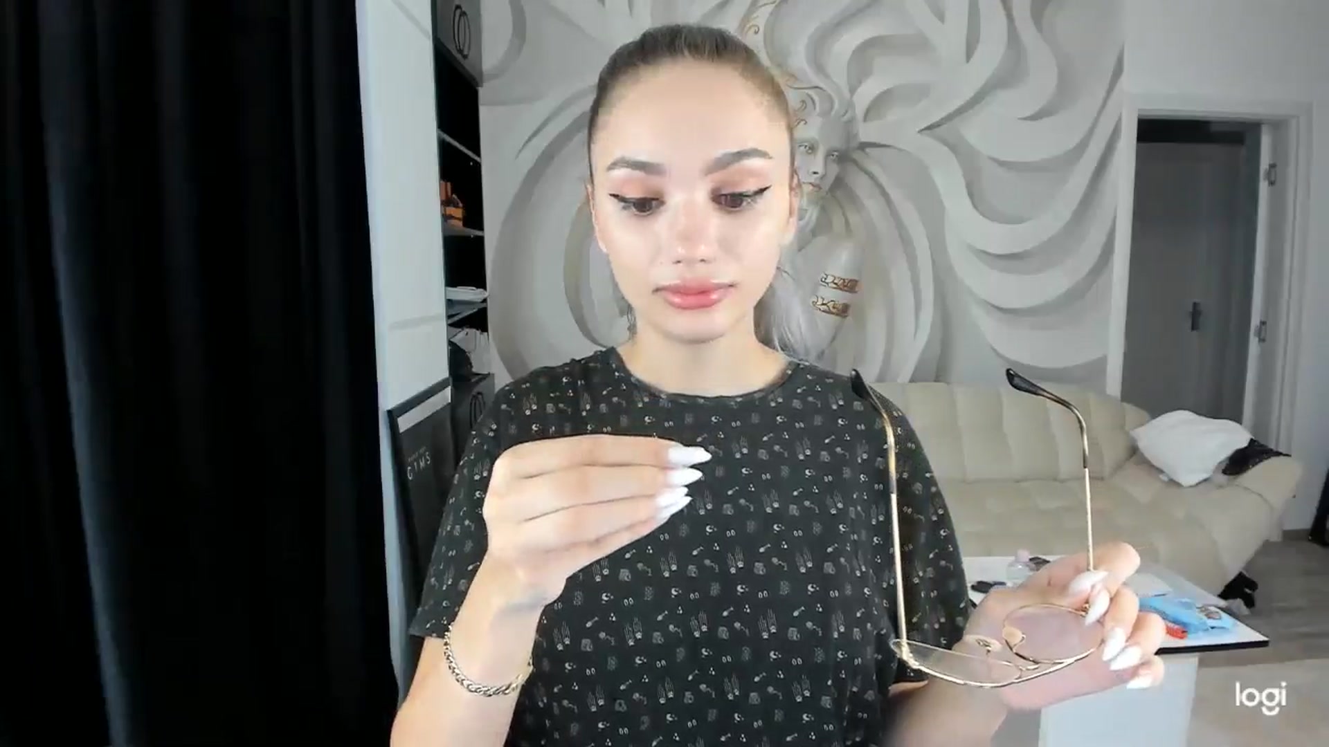 Gallery image thumbnail from HaleySweet18's myfreecams stream on, 08/22/2024, 06:49 image 18 of 20