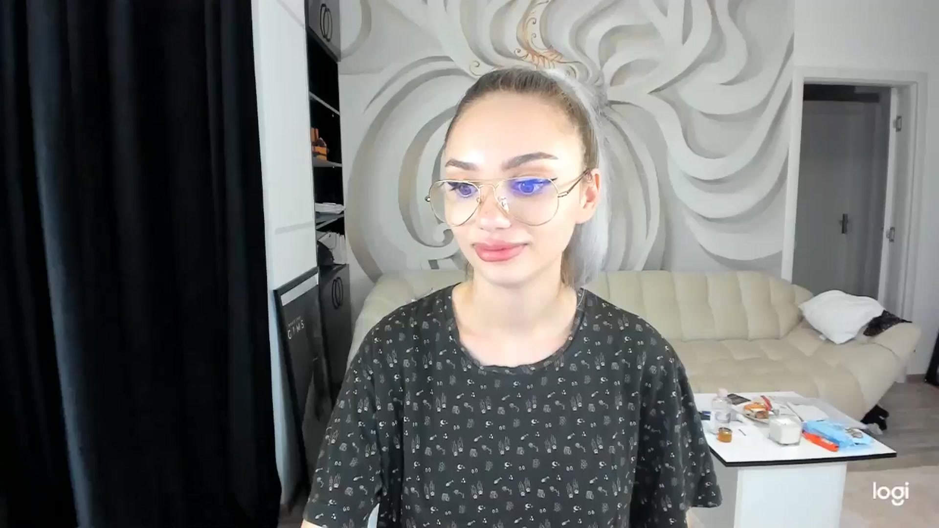 Gallery image thumbnail from HaleySweet18's myfreecams stream on, 08/22/2024, 06:49 image 7 of 20