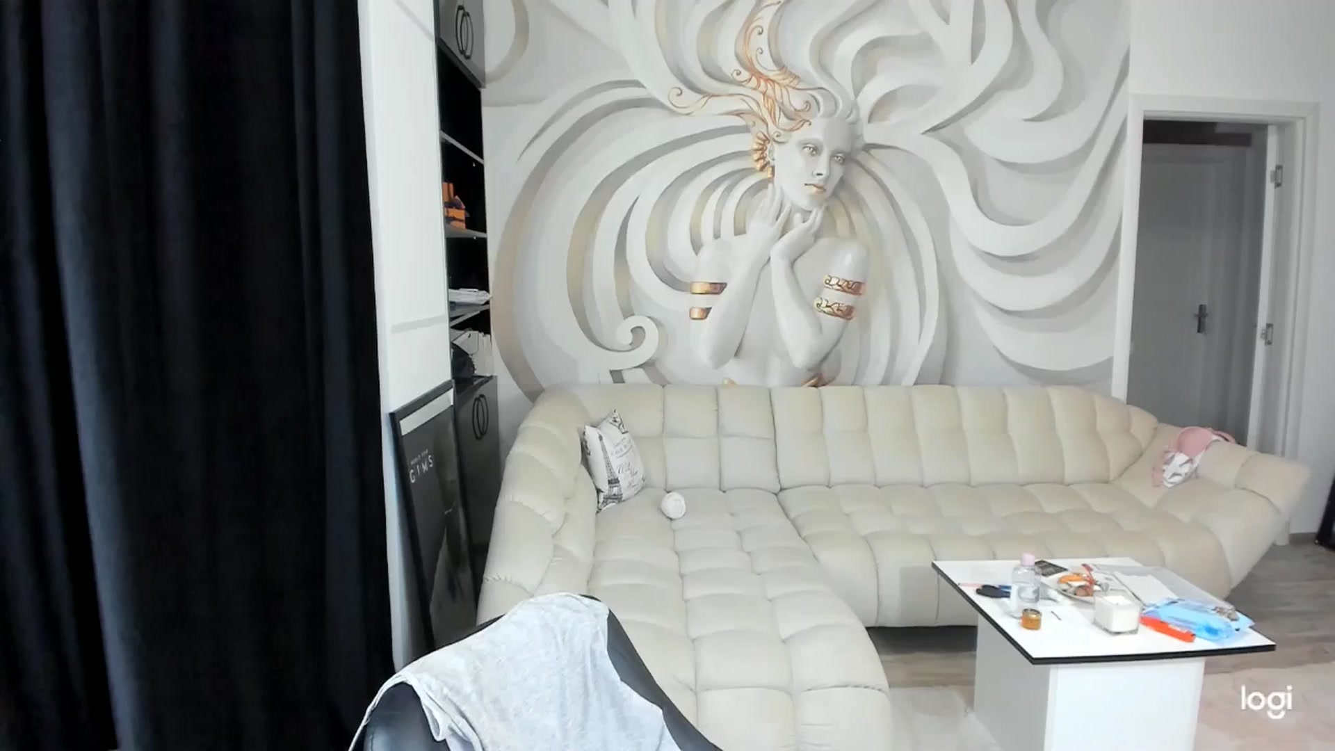 Gallery image thumbnail from HaleySweet18's myfreecams stream on, 08/23/2024, 02:26 image 1 of 20