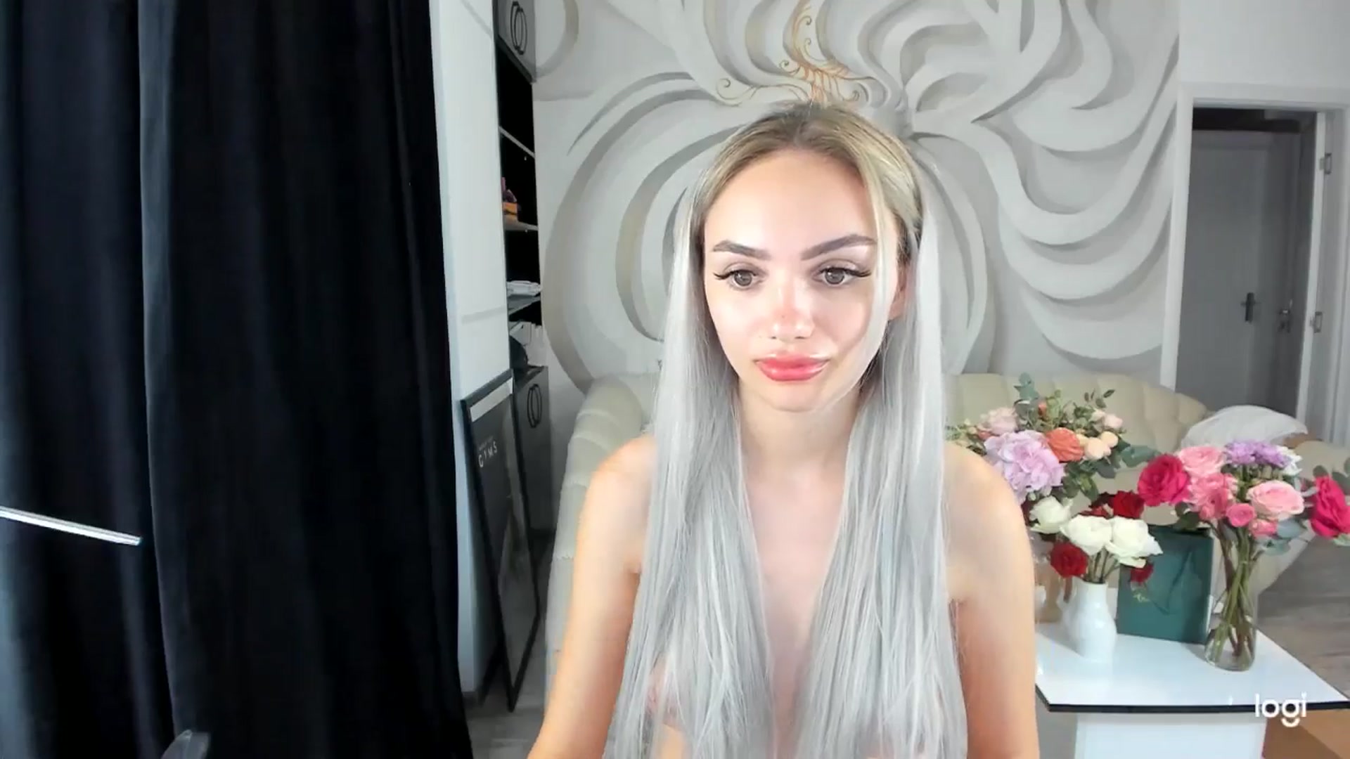 Gallery image thumbnail from HaleySweet18's myfreecams stream on, 08/31/2024, 22:34 image 7 of 20