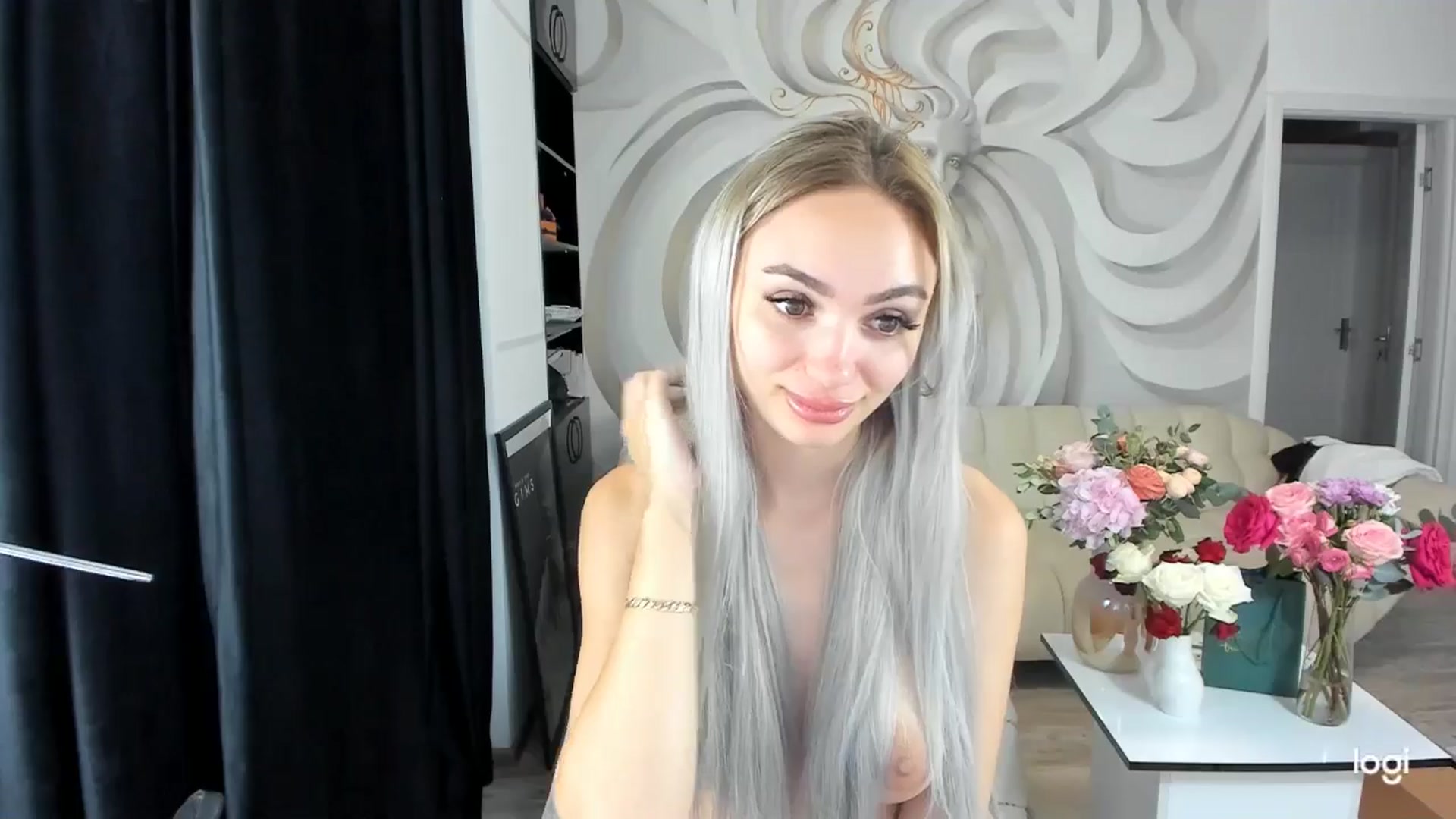 Gallery image thumbnail from HaleySweet18's myfreecams stream on, 09/01/2024, 21:40 image 6 of 20