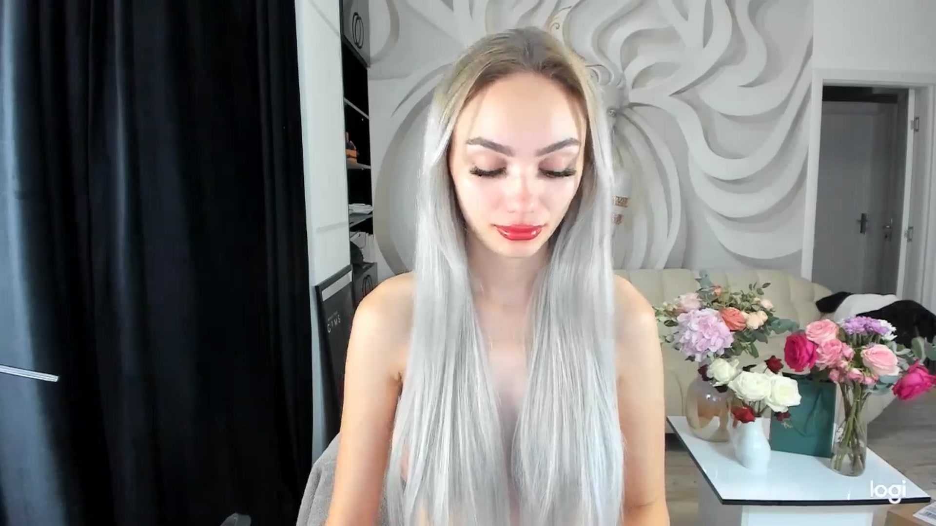 Gallery image thumbnail from HaleySweet18's myfreecams stream on, 09/02/2024, 21:17 image 8 of 20