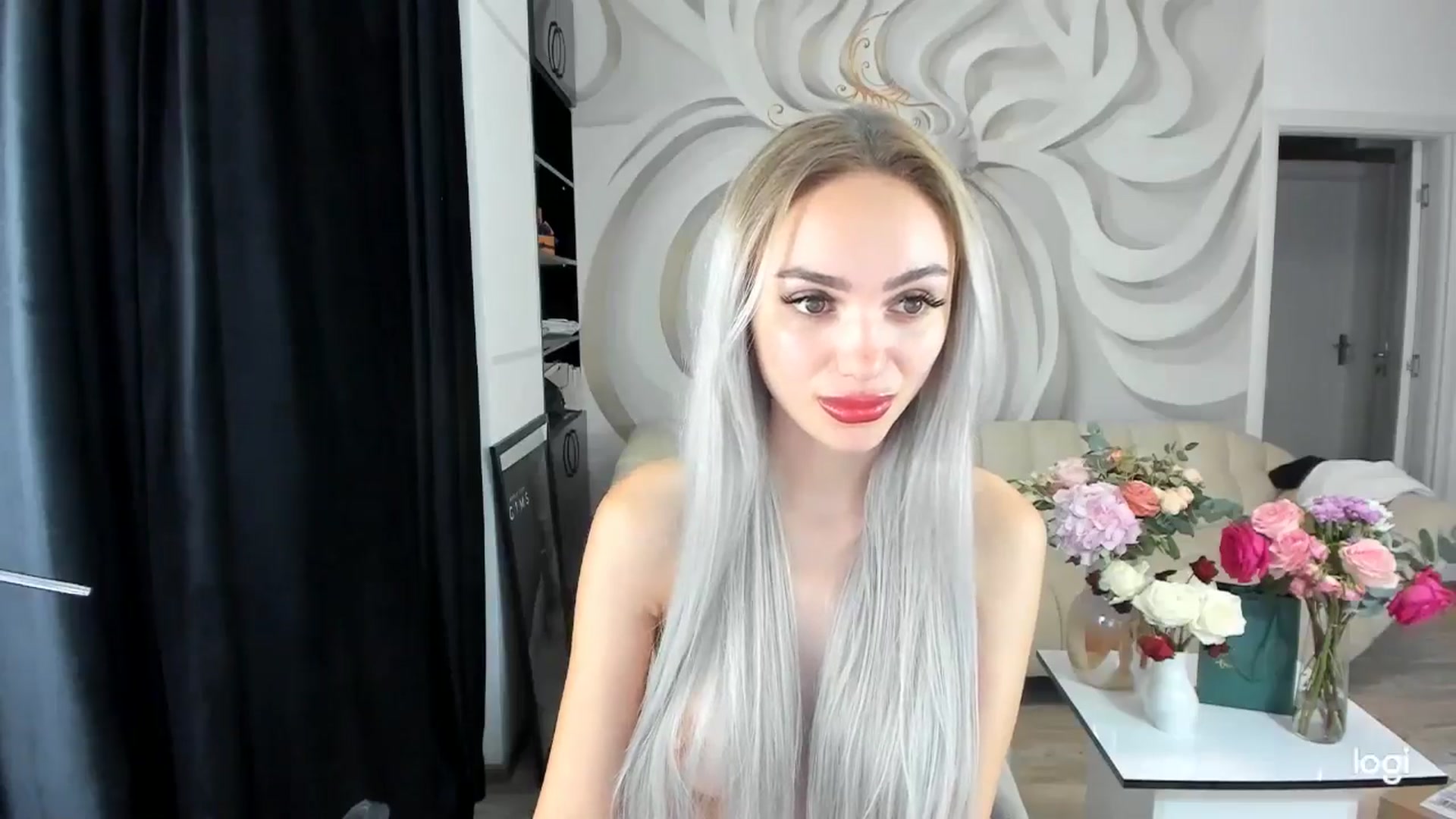 Gallery image thumbnail from HaleySweet18's myfreecams stream on, 09/02/2024, 22:46 image 3 of 20