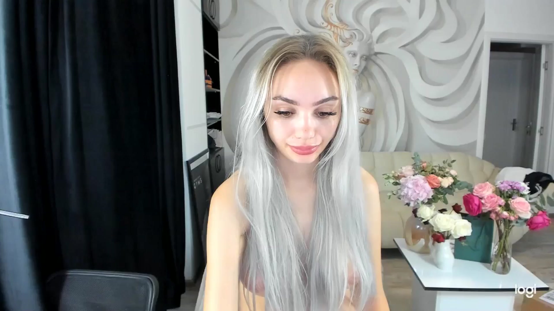 Gallery image thumbnail from HaleySweet18's myfreecams stream on, 09/03/2024, 04:24 image 9 of 20