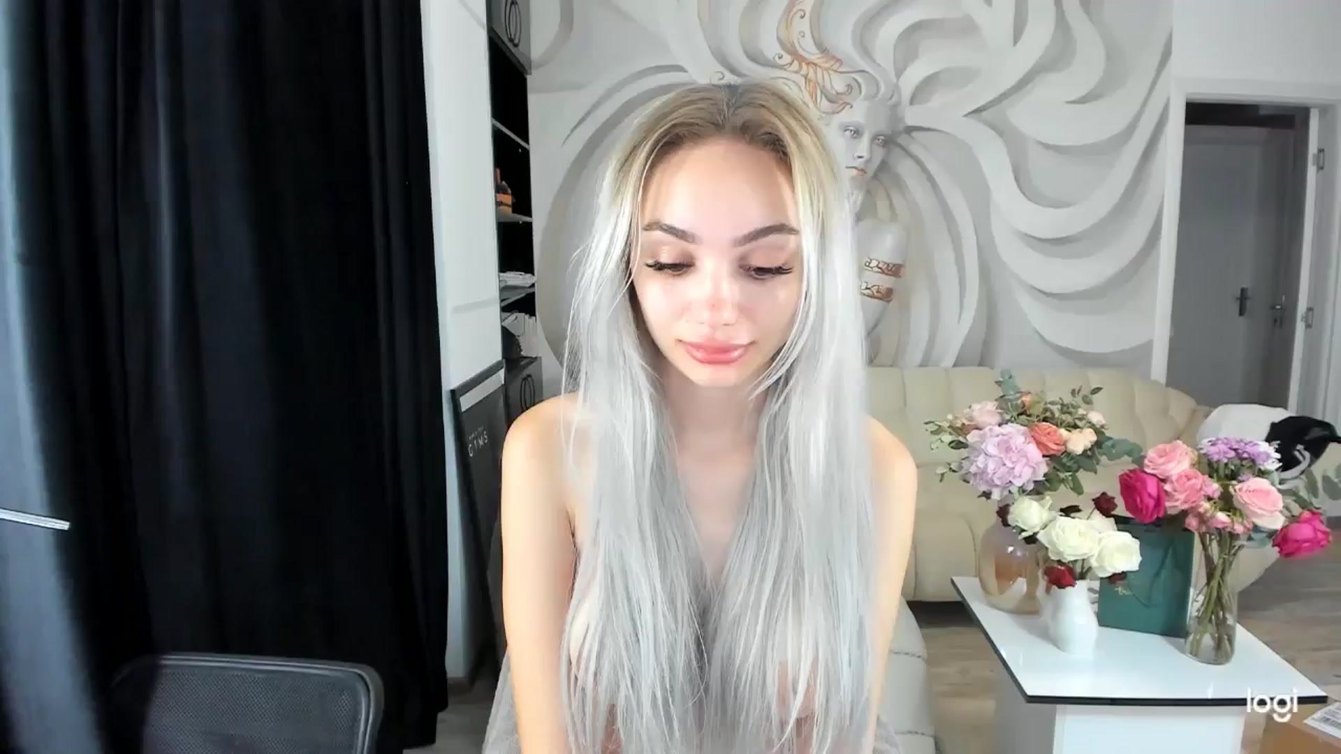 Gallery image thumbnail from HaleySweet18's myfreecams stream on, 09/03/2024, 04:24 image 10 of 20