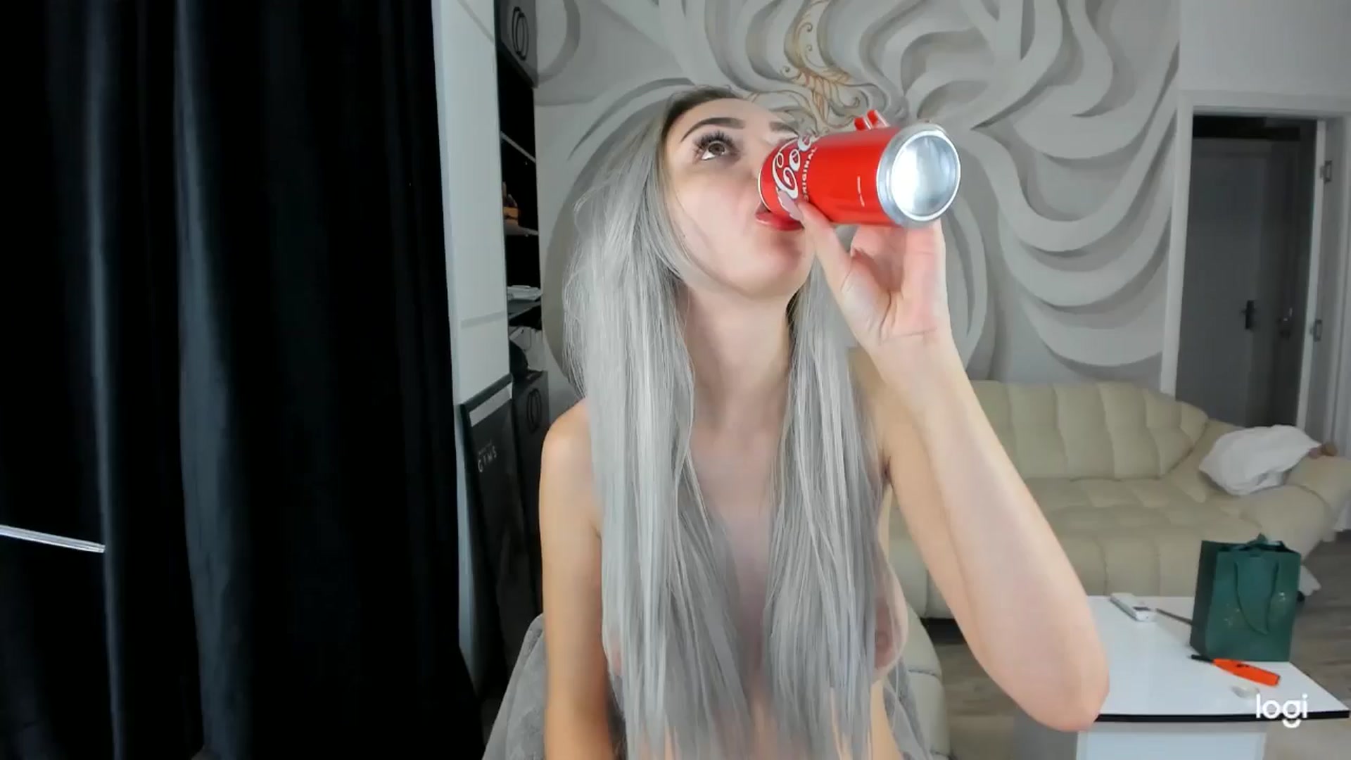 Gallery image thumbnail from HaleySweet18's myfreecams stream on, 09/09/2024, 24:37 image 2 of 20