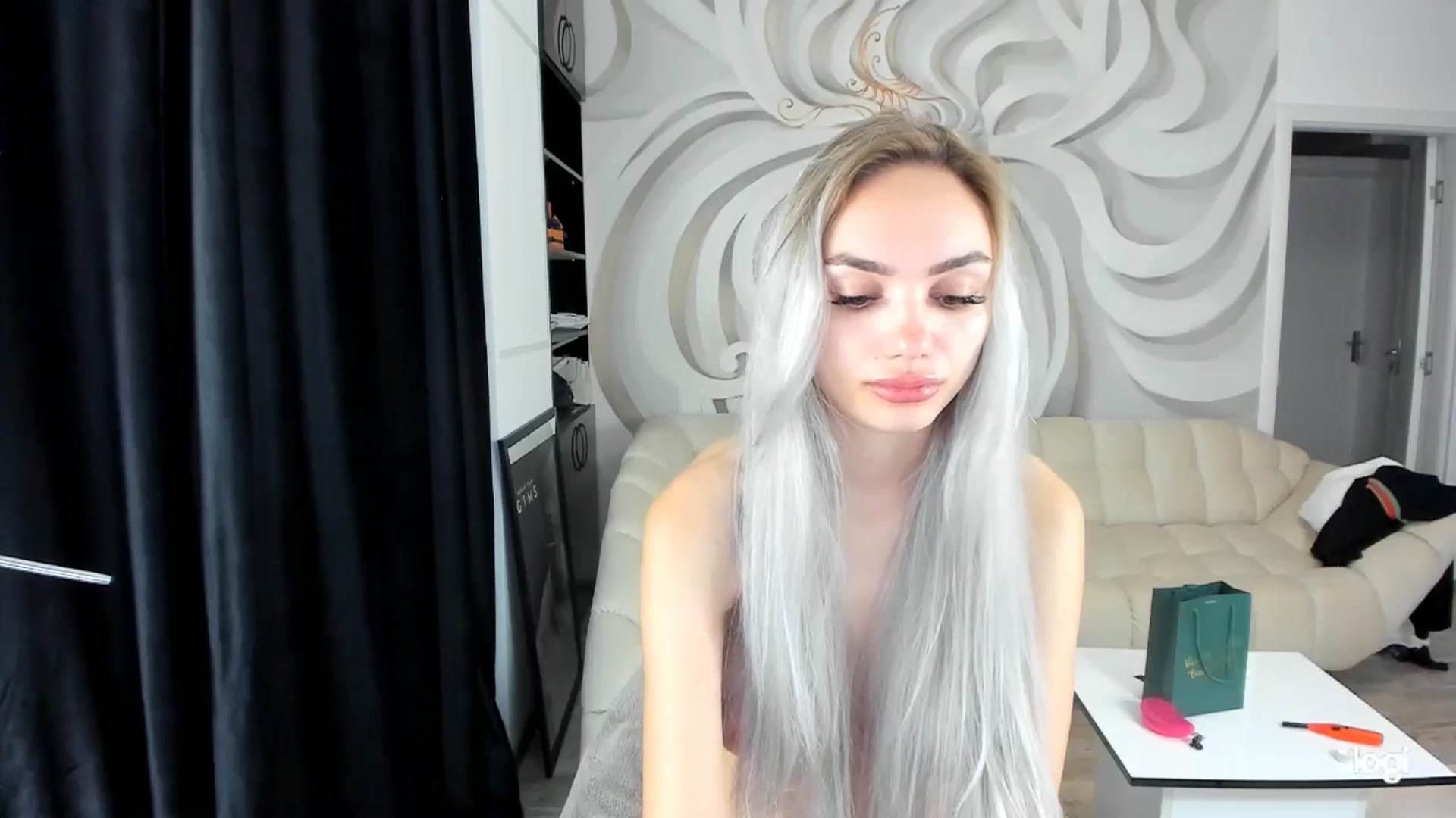 Gallery image thumbnail from HaleySweet18's myfreecams stream on, 09/10/2024, 04:13 image 13 of 20