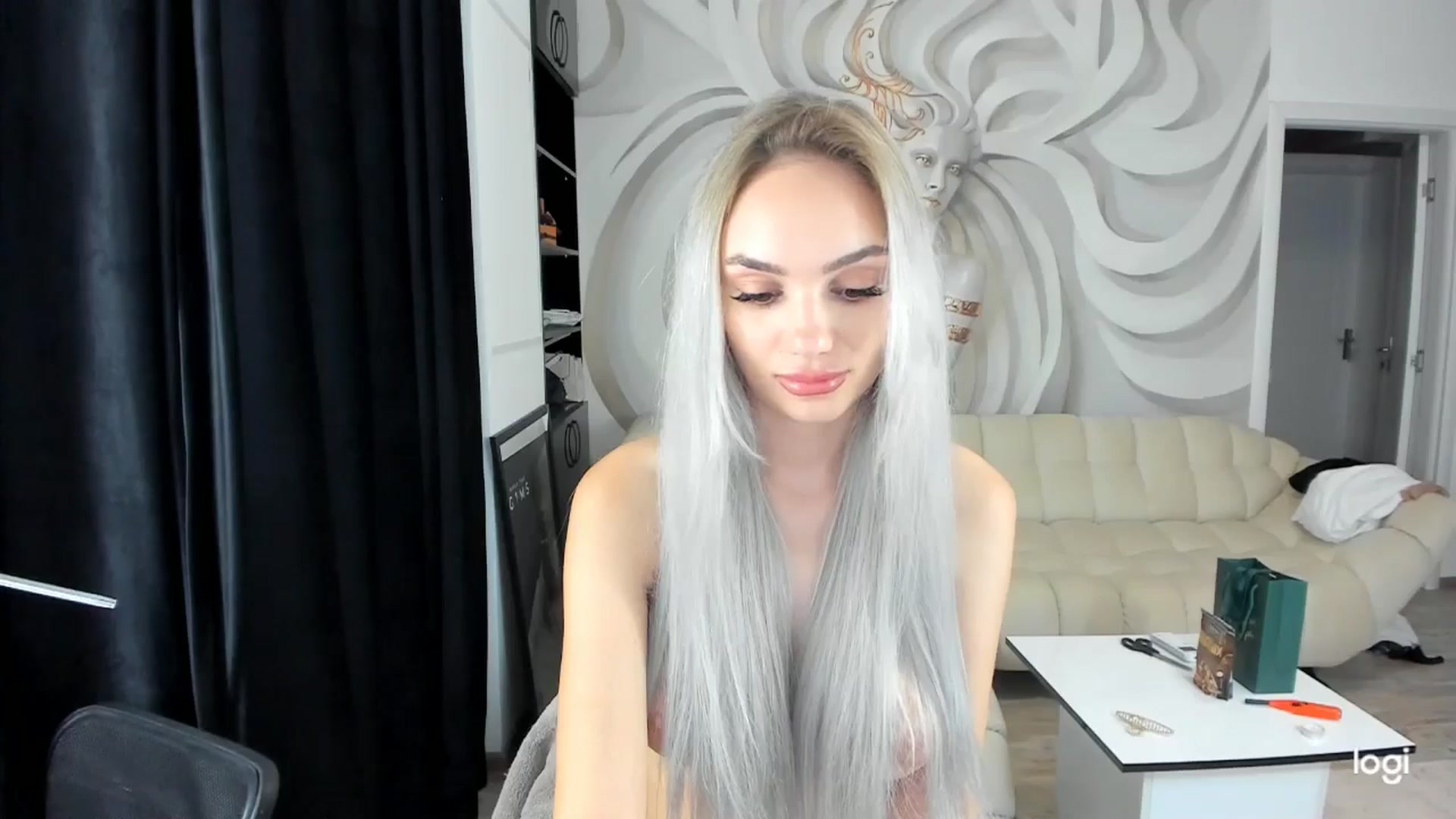 Gallery image thumbnail from HaleySweet18's myfreecams stream on, 09/12/2024, 01:55 image 15 of 20