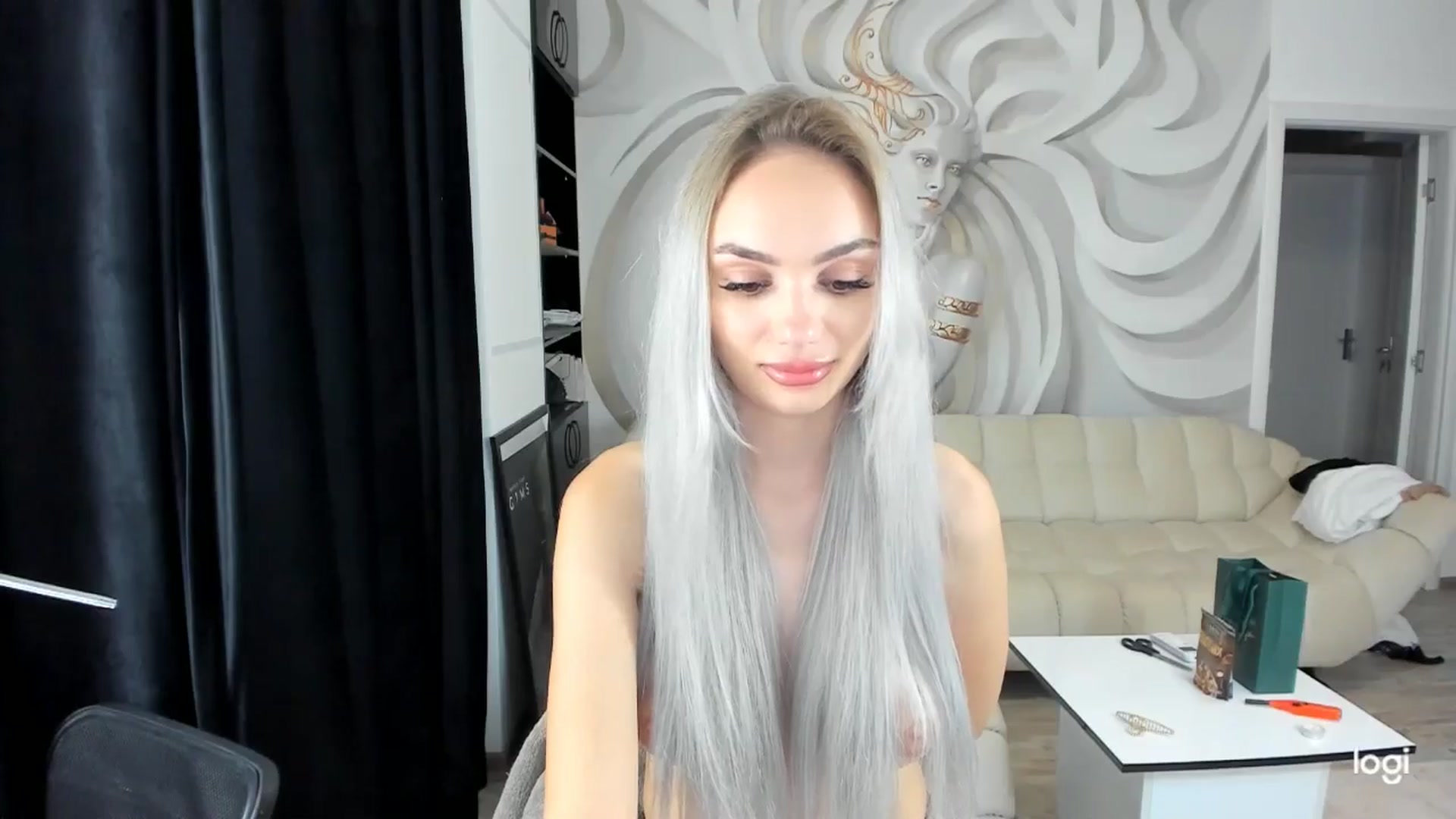 Gallery image thumbnail from HaleySweet18's myfreecams stream on, 09/12/2024, 01:55 image 14 of 20