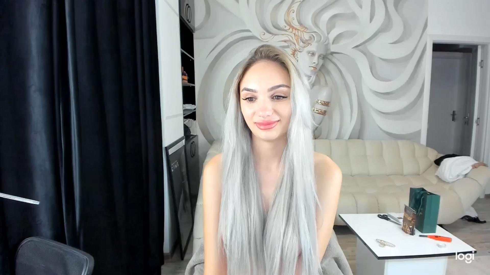 Gallery image thumbnail from HaleySweet18's myfreecams stream on, 09/12/2024, 01:55 image 6 of 20