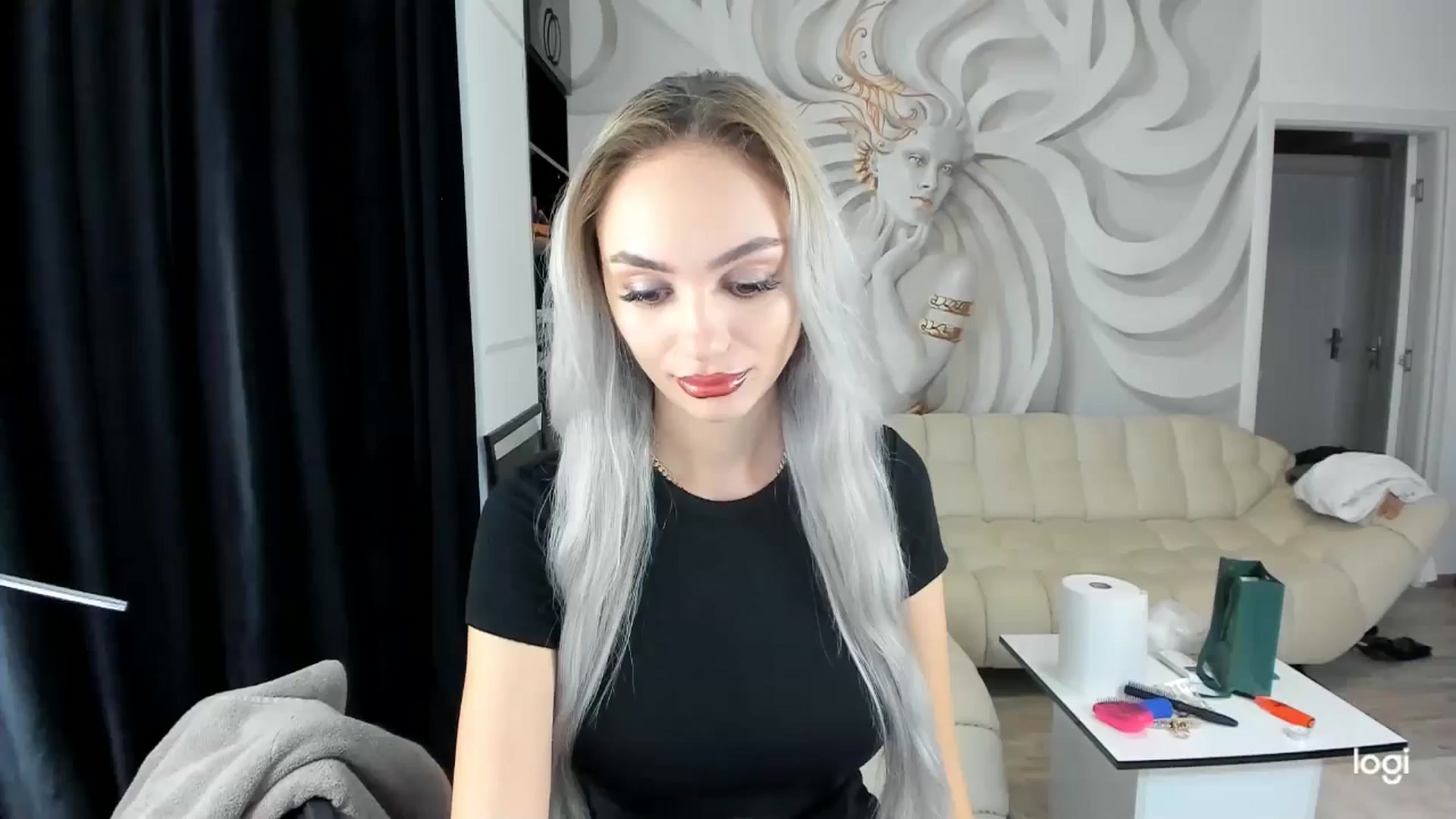 Gallery image thumbnail from HaleySweet18's myfreecams stream on, 09/16/2024, 06:21 image 20 of 20