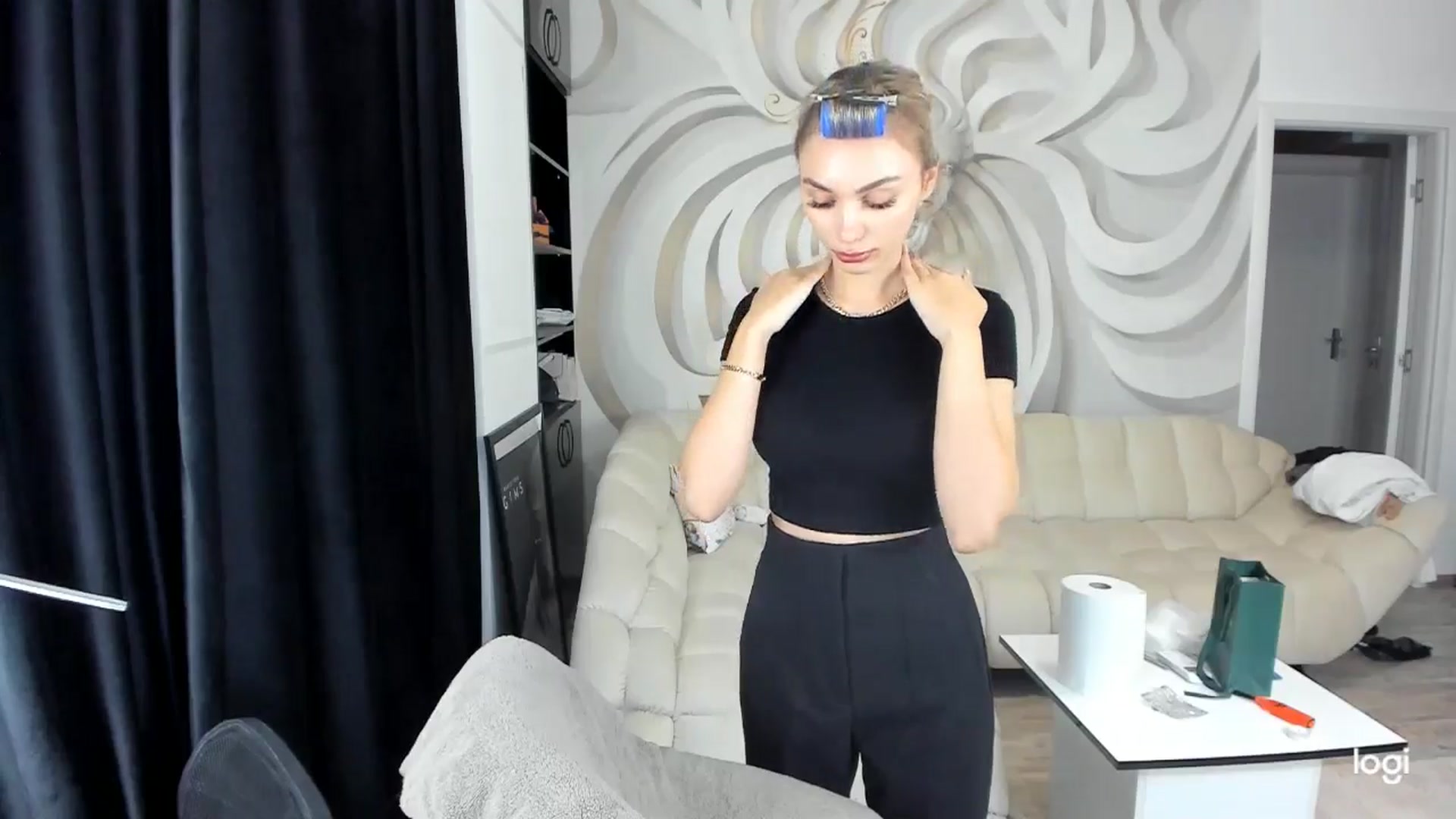 Gallery image thumbnail from HaleySweet18's myfreecams stream on, 09/16/2024, 06:21 image 2 of 20