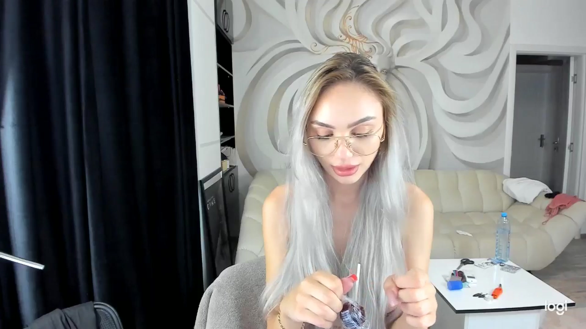 Gallery image thumbnail from HaleySweet18's myfreecams stream on, 09/26/2024, 20:35 image 9 of 20
