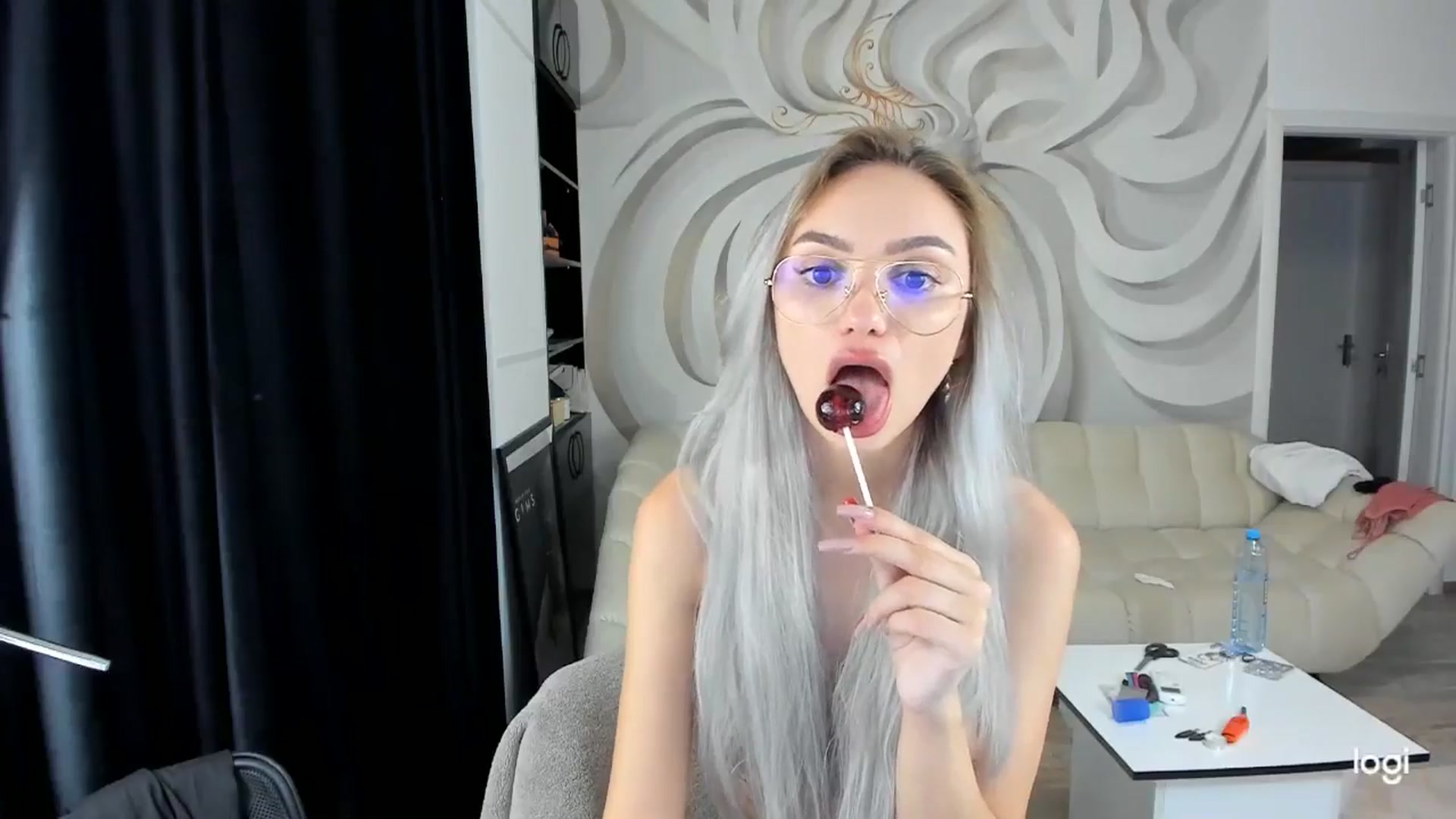 Gallery image thumbnail from HaleySweet18's myfreecams stream on, 09/26/2024, 20:35 image 20 of 20