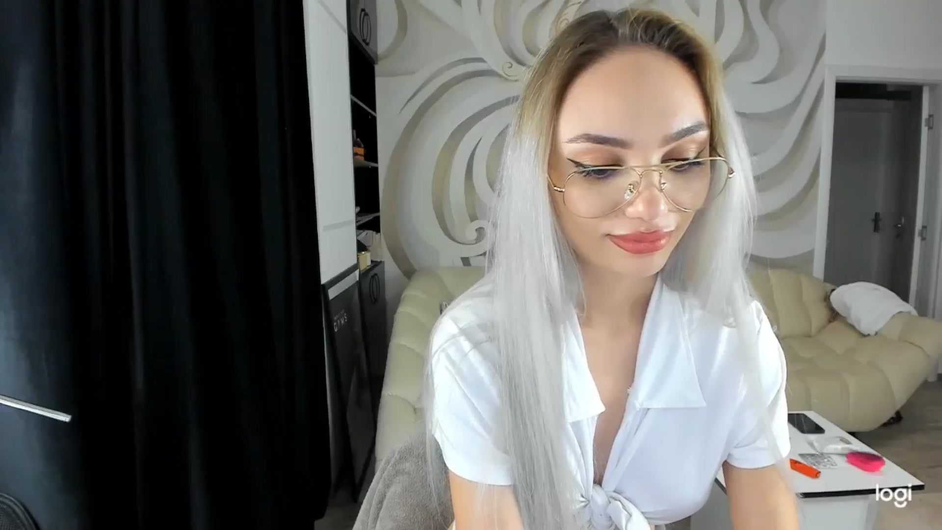 Gallery image thumbnail from HaleySweet18's myfreecams stream on, 09/28/2024, 21:12 image 5 of 20