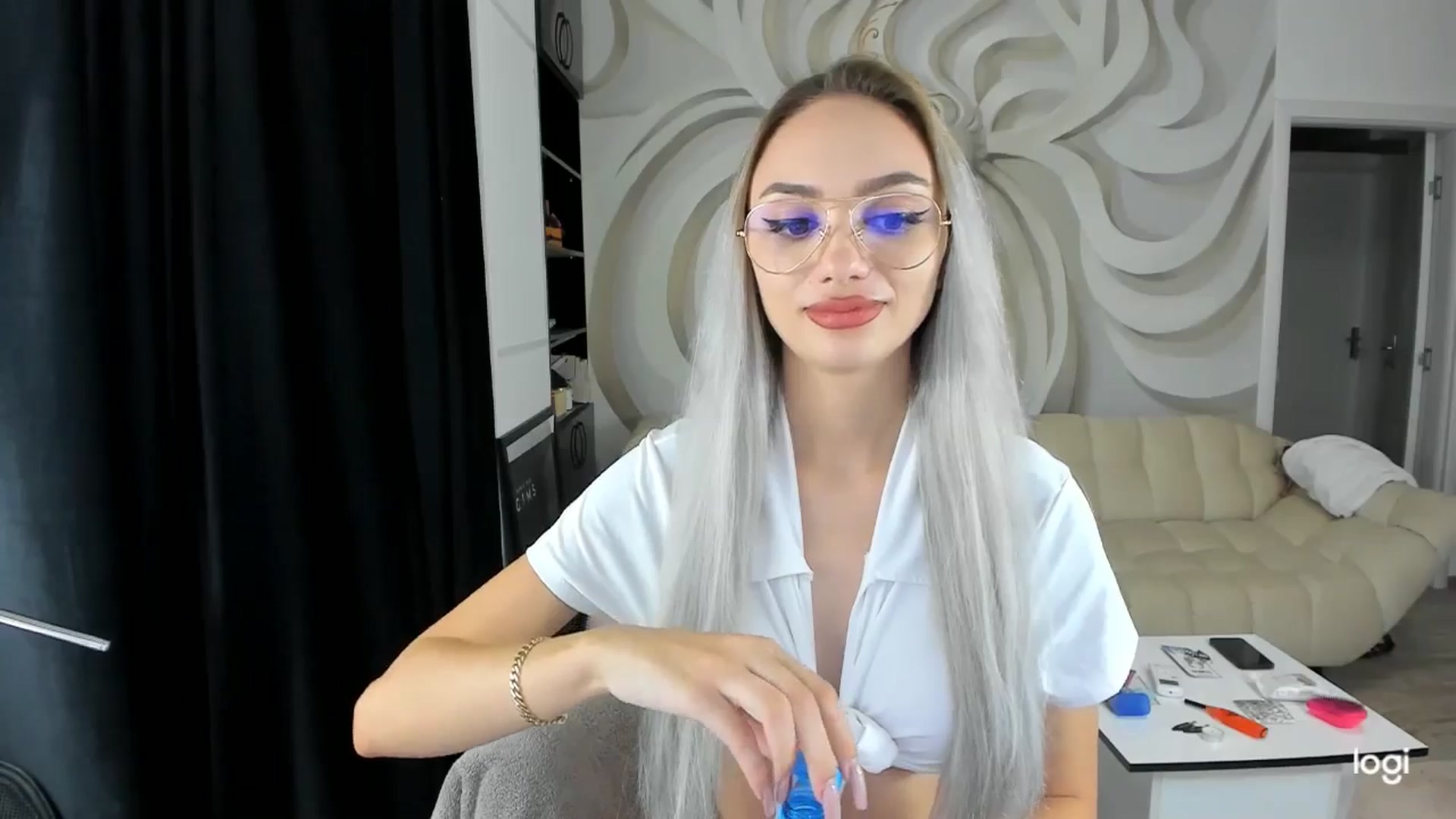 Gallery image thumbnail from HaleySweet18's myfreecams stream on, 09/28/2024, 21:12 image 12 of 20