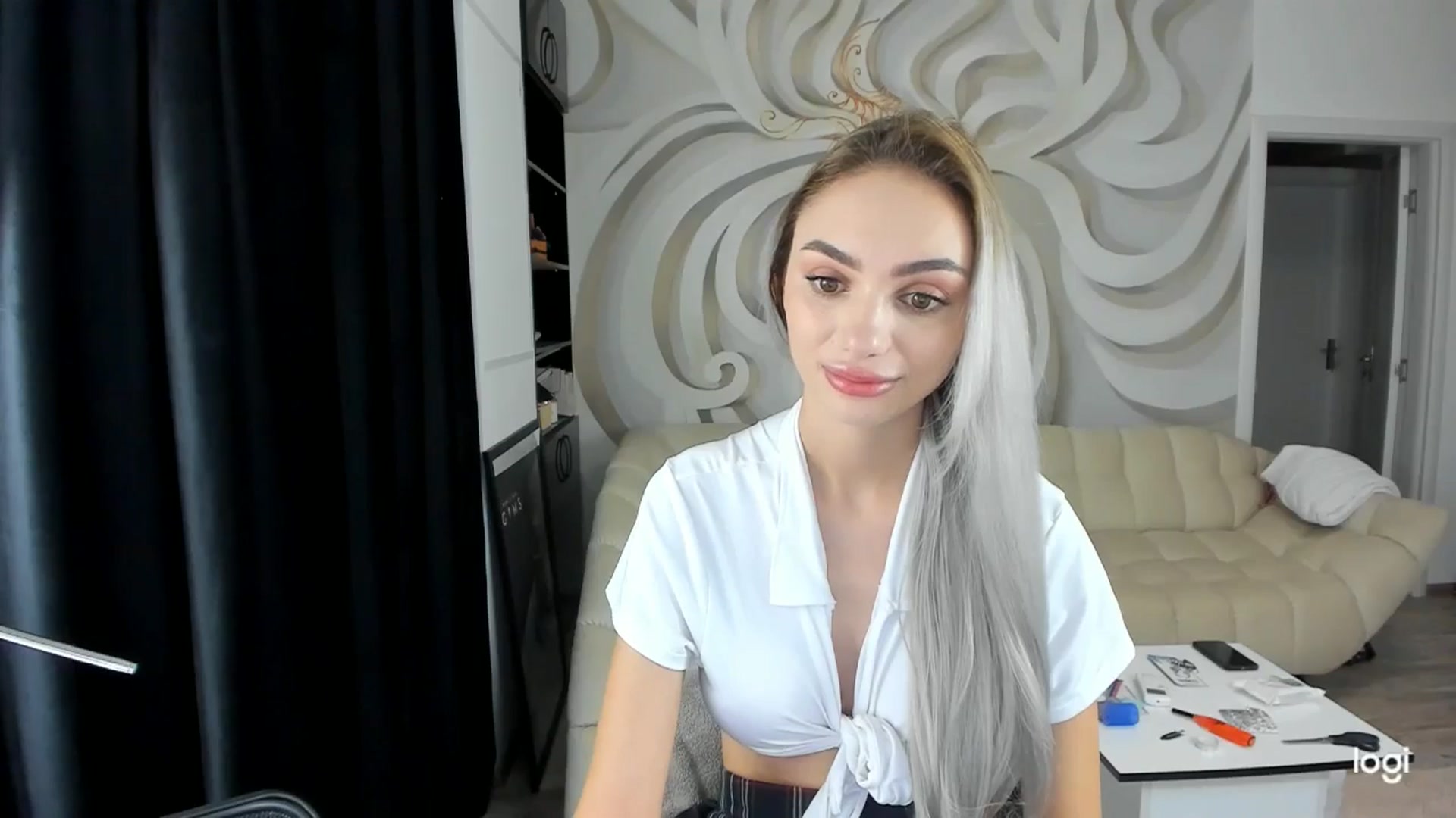 Gallery image thumbnail from HaleySweet18's myfreecams stream on, 09/30/2024, 20:02 image 6 of 20