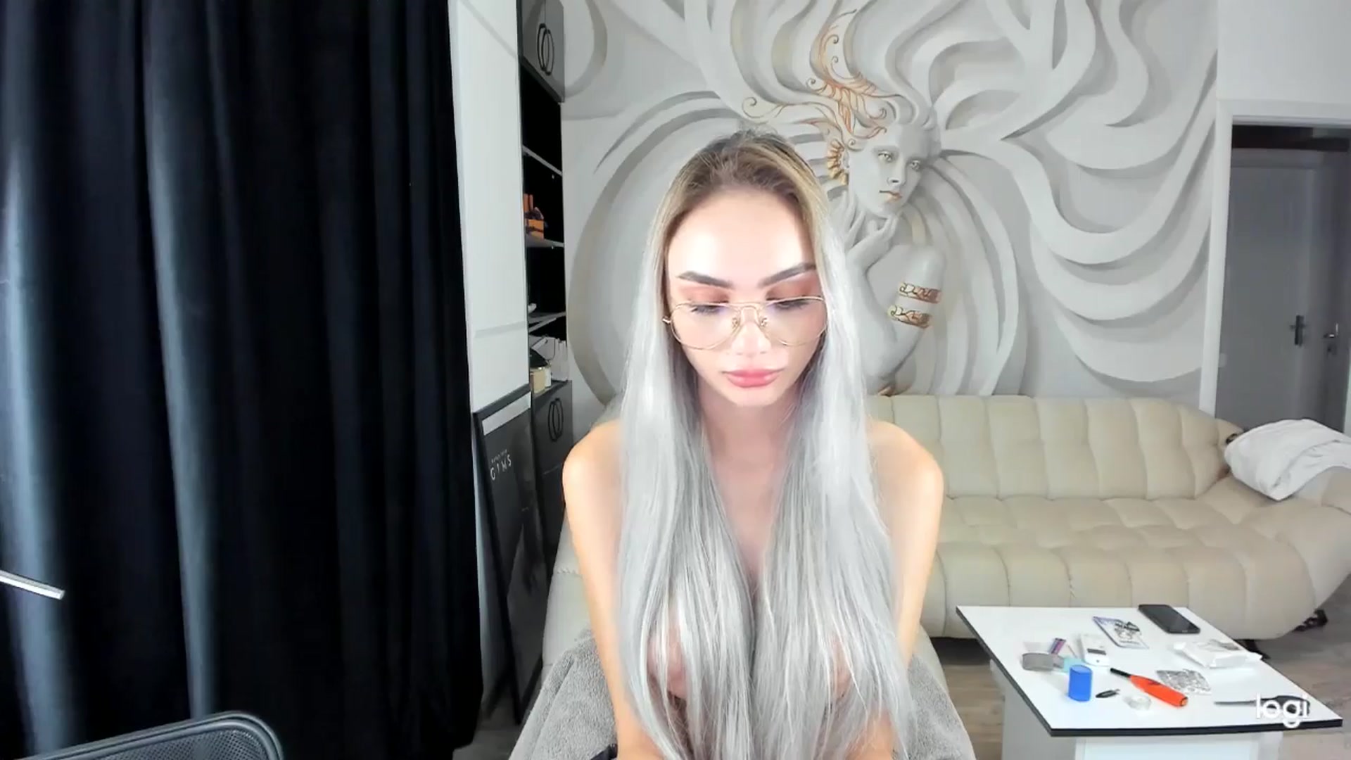 Gallery image thumbnail from HaleySweet18's myfreecams stream on, 09/30/2024, 23:25 image 19 of 20