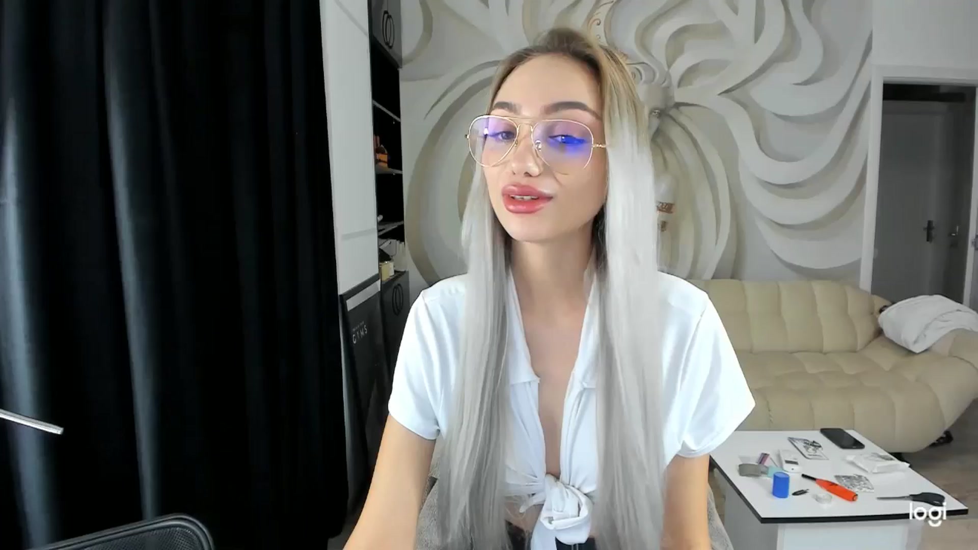 Gallery image thumbnail from HaleySweet18's myfreecams stream on, 09/30/2024, 23:25 image 1 of 20