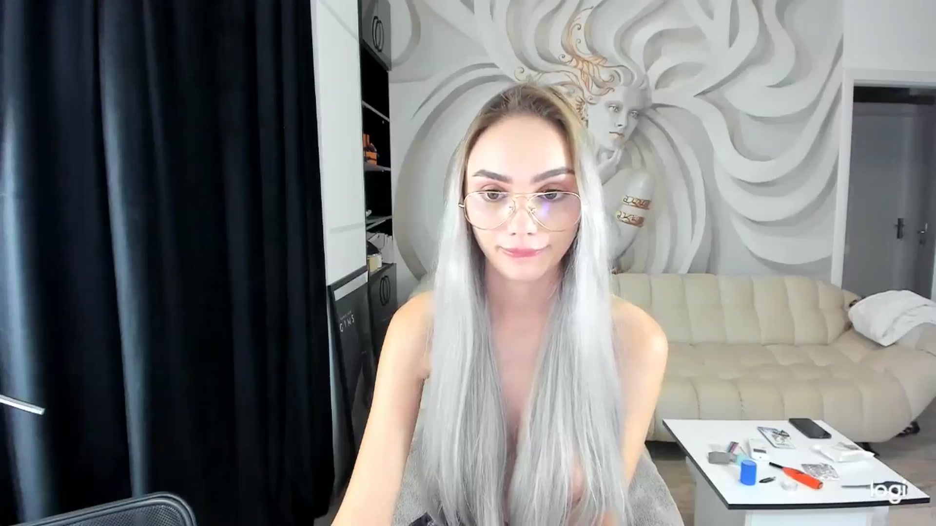 Gallery image thumbnail from HaleySweet18's myfreecams stream on, 09/30/2024, 23:25 image 18 of 20