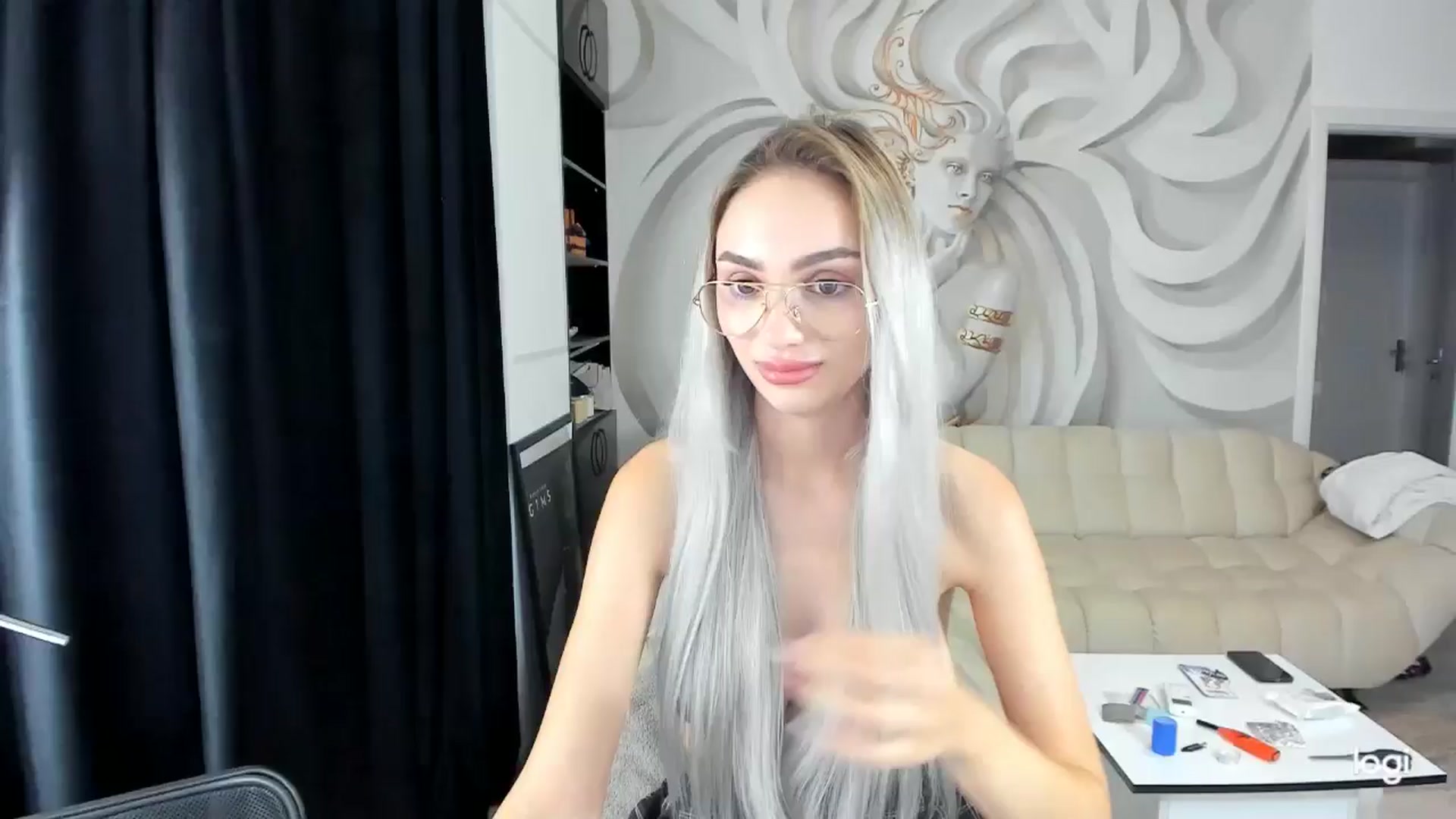 Gallery image thumbnail from HaleySweet18's myfreecams stream on, 09/30/2024, 23:34 image 1 of 20