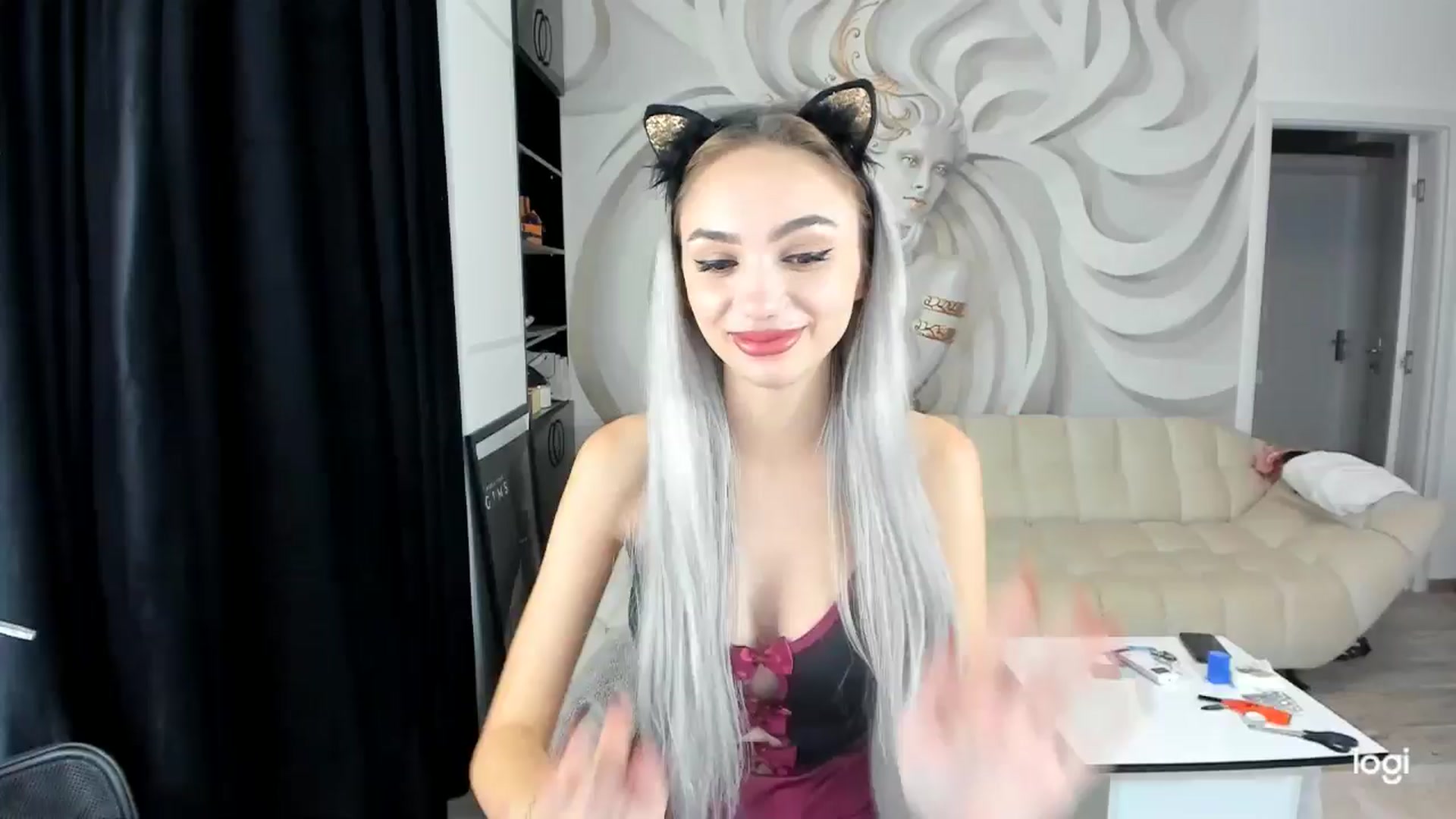 Gallery image thumbnail from HaleySweet18's myfreecams stream on, 10/01/2024, 23:17 image 9 of 20