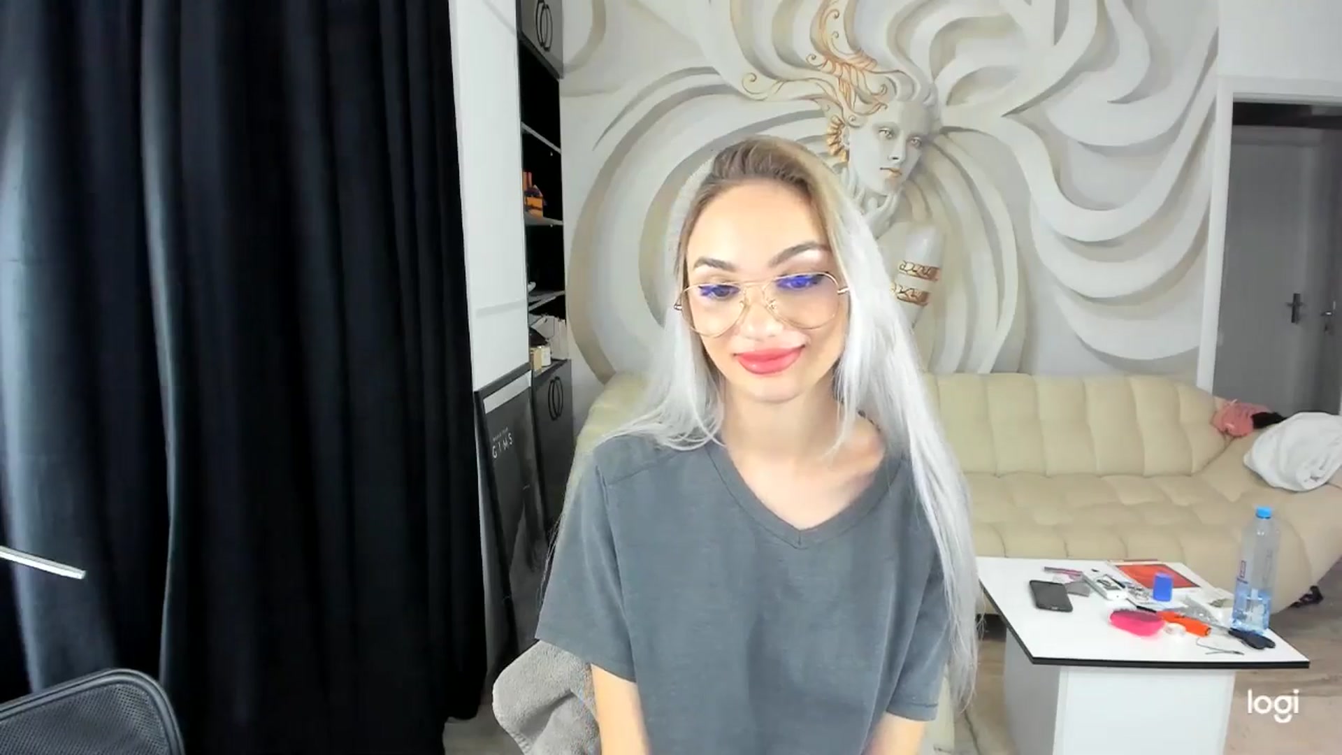 Gallery image thumbnail from HaleySweet18's myfreecams stream on, 10/03/2024, 05:36 image 13 of 20